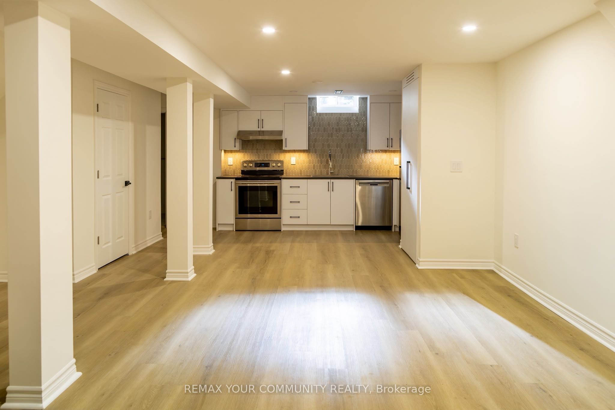 241 Orchards Heights Boulevard, Aurora, ON L4G 5A2