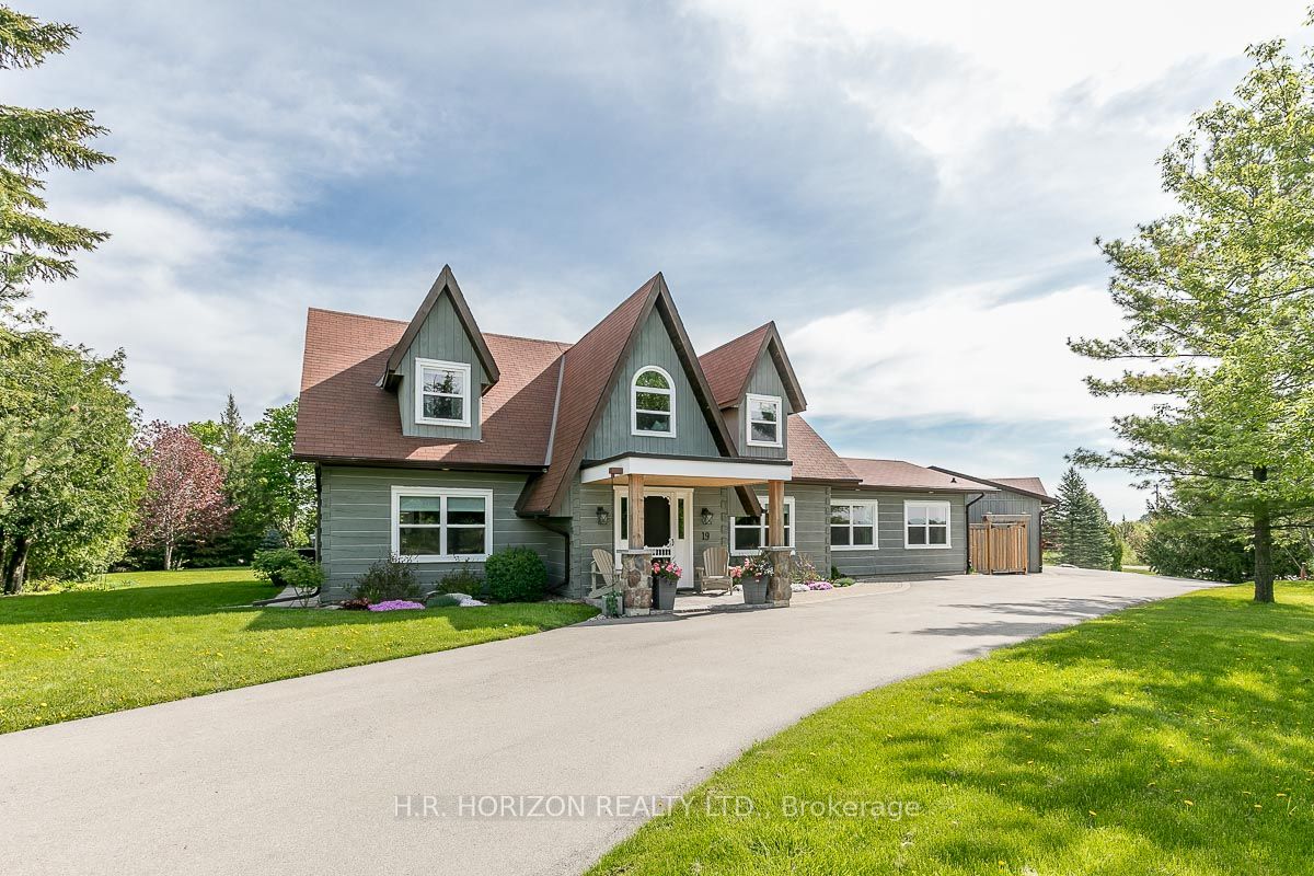 19 Mulock Drive, Bradford West Gwillimbury, ON L0G 1B0