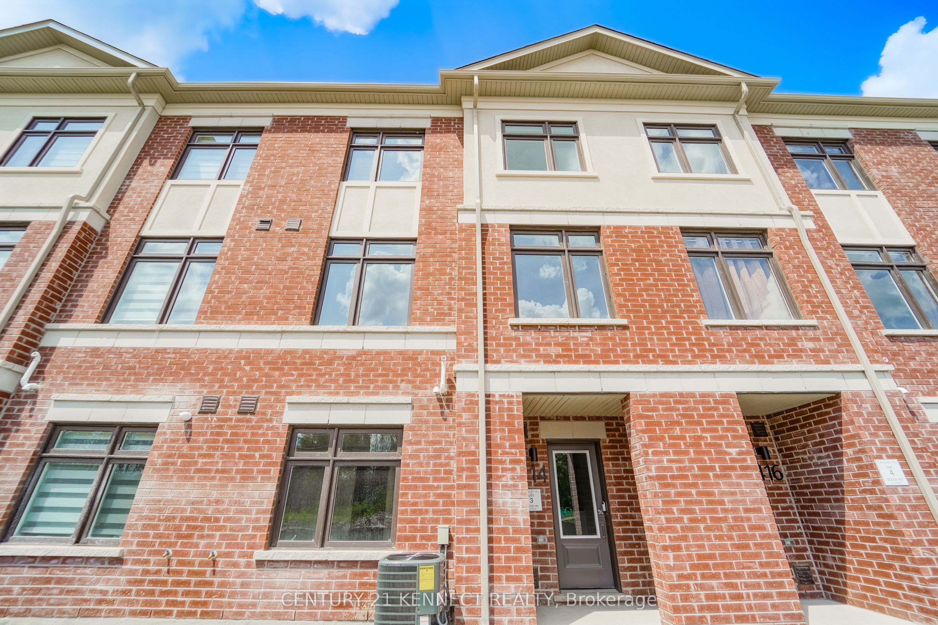 1414 19th Avenue, Richmond Hill, ON L4S 1P3 photo 3