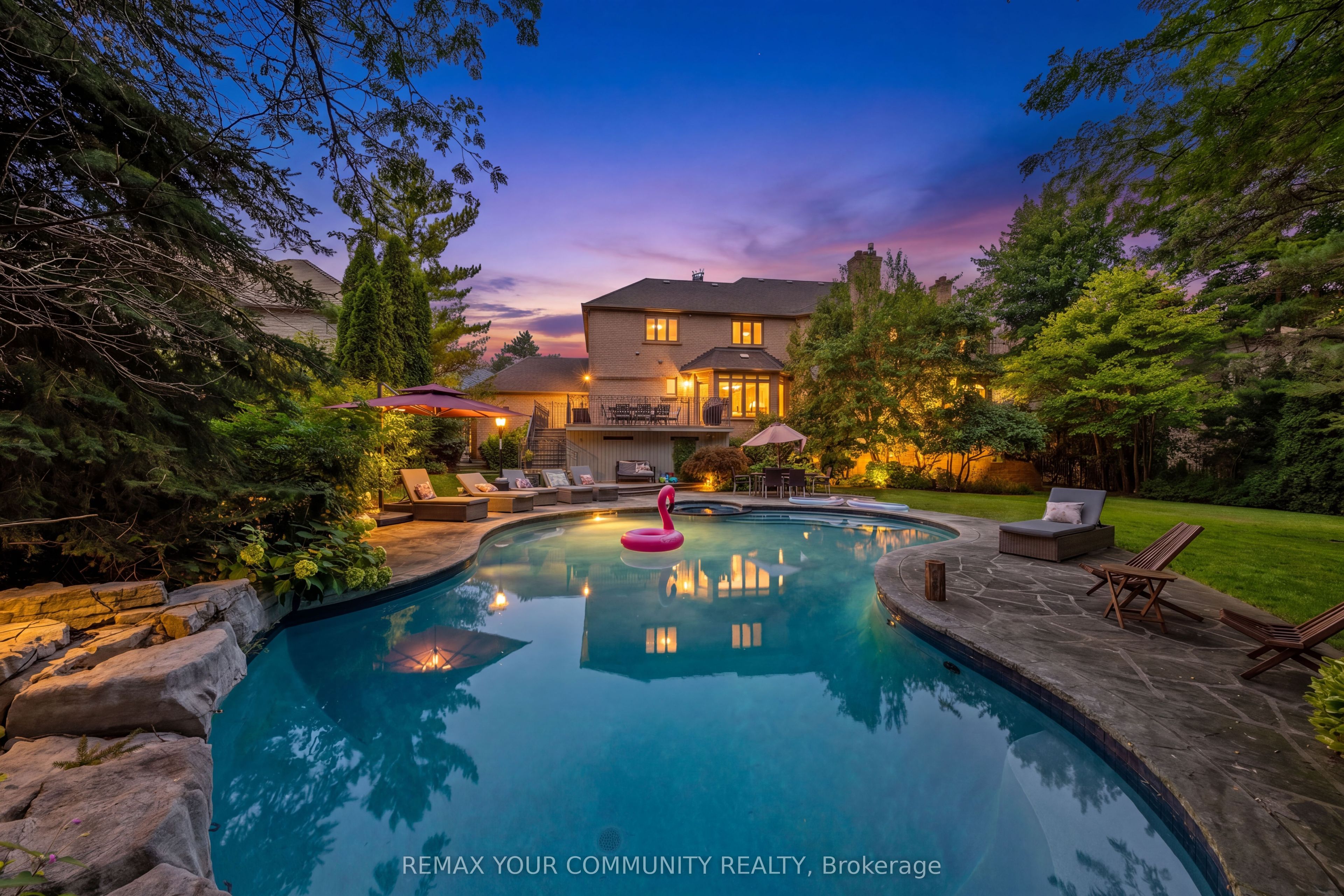 75 Arnold Avenue, Vaughan, ON L4J 1B4 photo 3