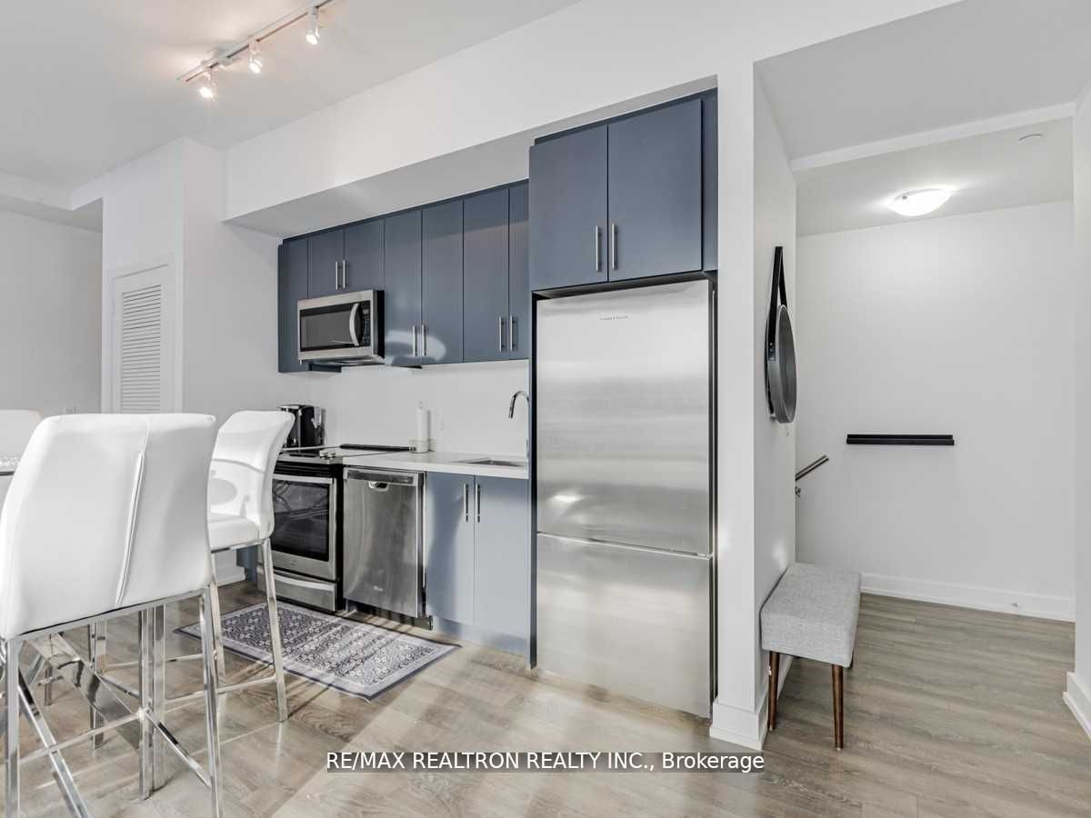 331 Broward Way 135, Innisfil, ON L9S 0M1 photo 5