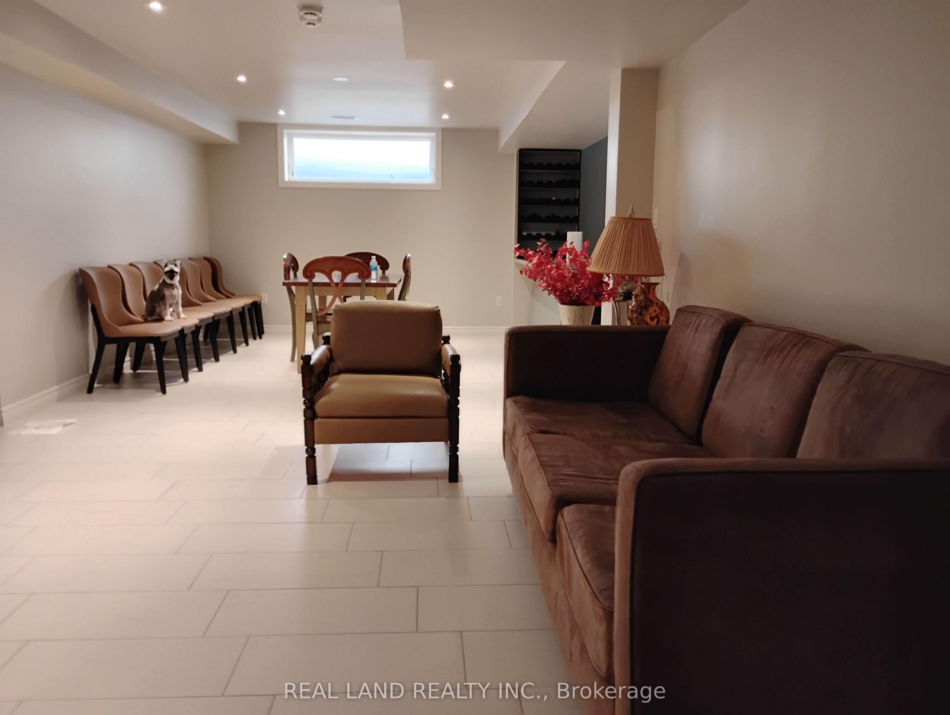 190 Hillsview(Basement) Drive N Basement unit, Richmond Hill, ON L4C 1T2