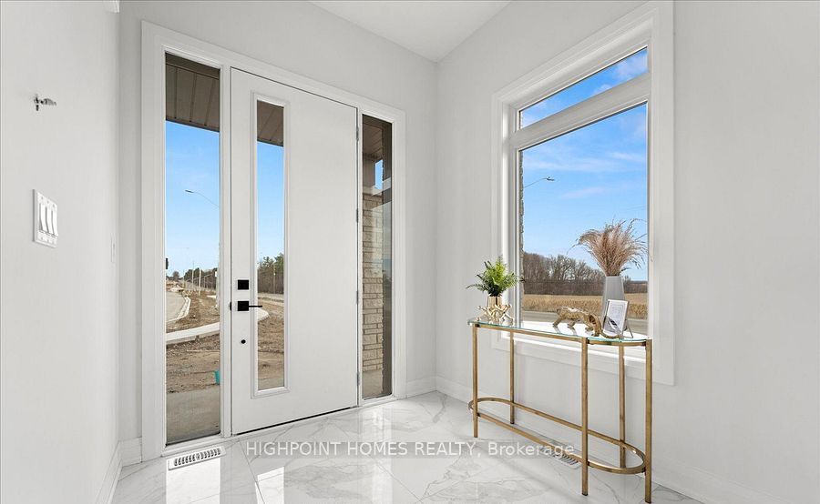 77 Schmeltzer Crescent, Richmond Hill, ON L4E 1A2 photo 4
