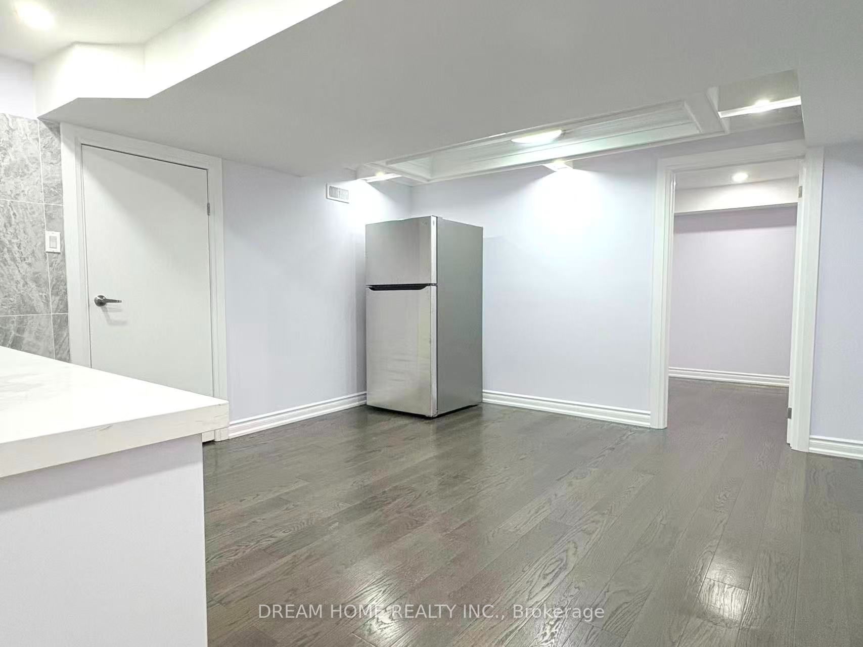 19 Erintol Way Bsmt, Markham, ON L3S 0E6 photo 5