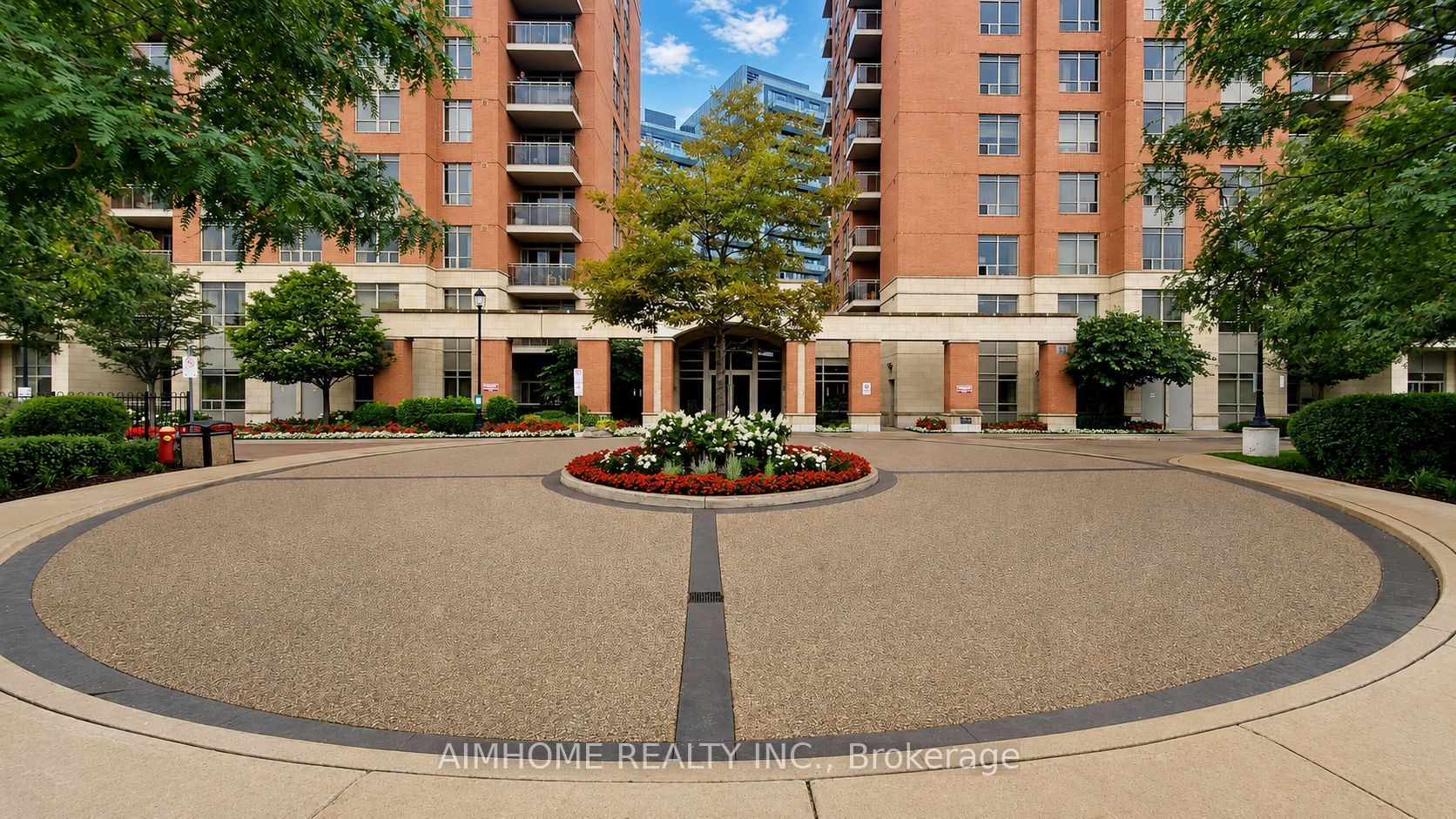 75 King William Crescent 804, Richmond Hill, ON L4B 0C1 photo 2