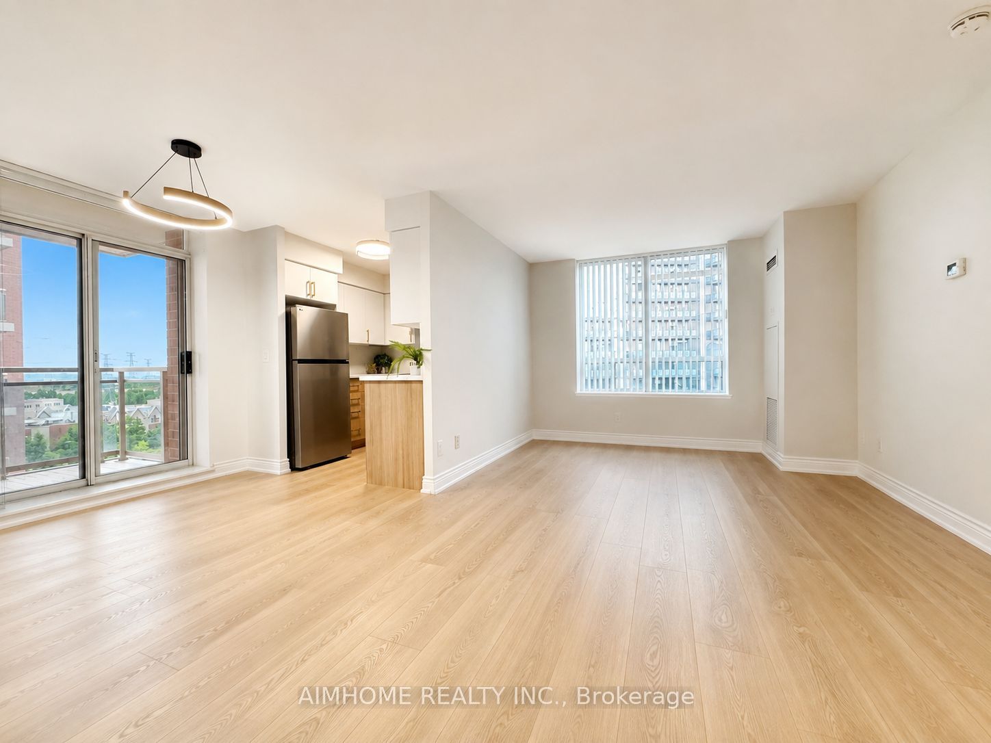75 King William Crescent 804, Richmond Hill, ON L4B 0C1 photo 4