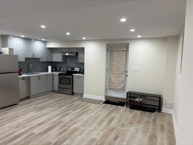 27B Jewelwing Court, Bradford West Gwillimbury, ON L3Z 0N6 photo 3