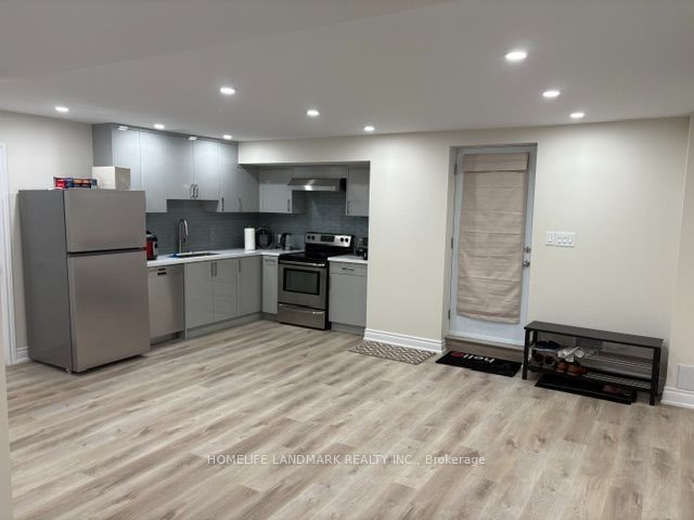 27B Jewelwing Court, Bradford West Gwillimbury, ON L3Z 0N6 photo 4