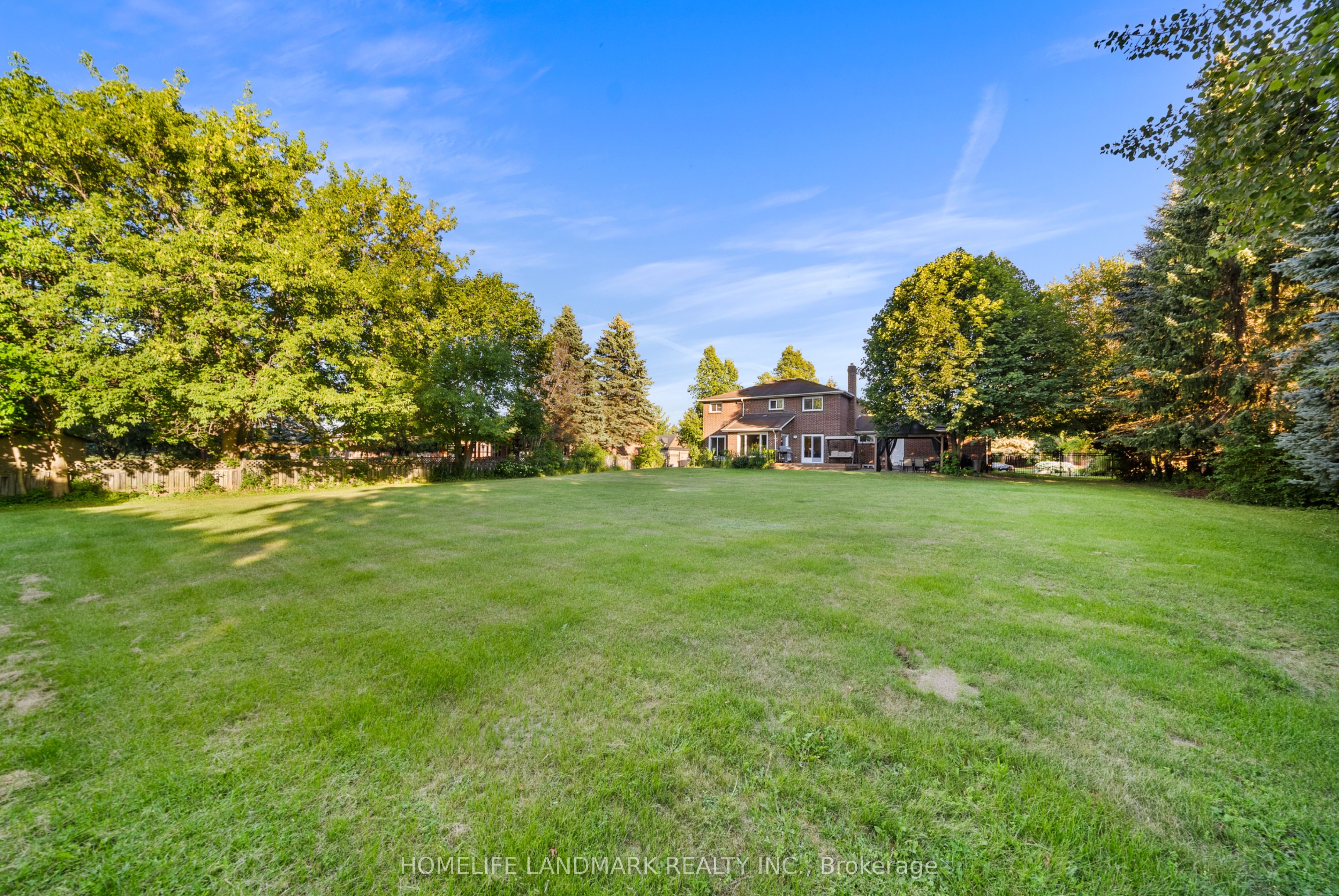 148 Burton Grove, King, ON L7B 1C7 photo 2
