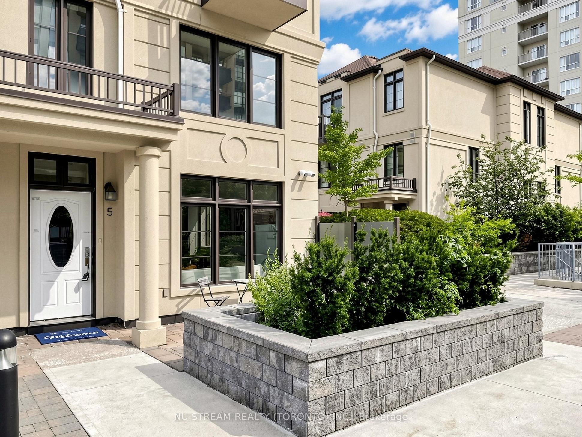 7 Brighton Place 5, Vaughan, ON L4J 0H1 photo 3