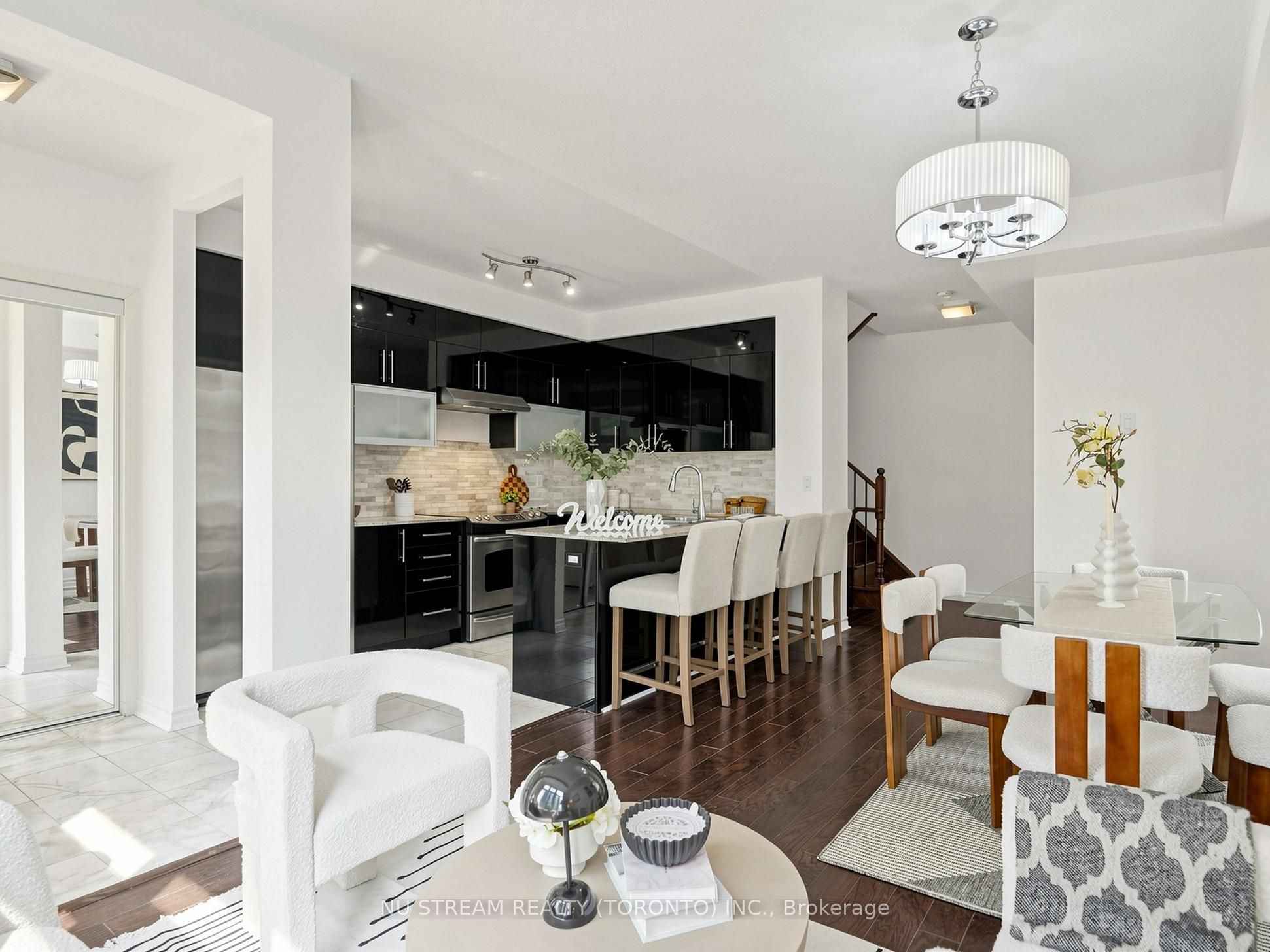 7 Brighton Place 5, Vaughan, ON L4J 0H1 photo 4