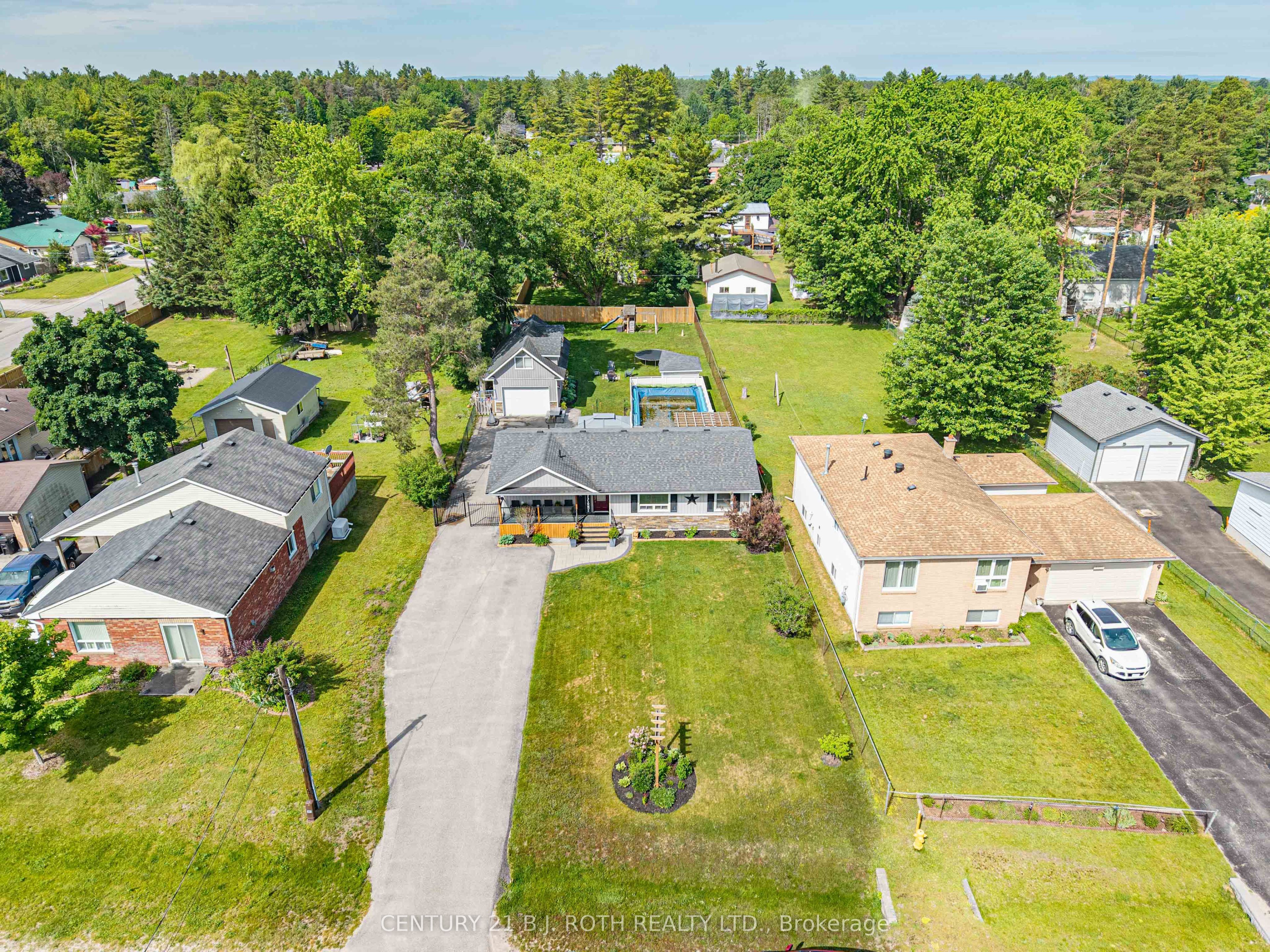 26 Coulson Avenue, Essa, ON L0M 1B3