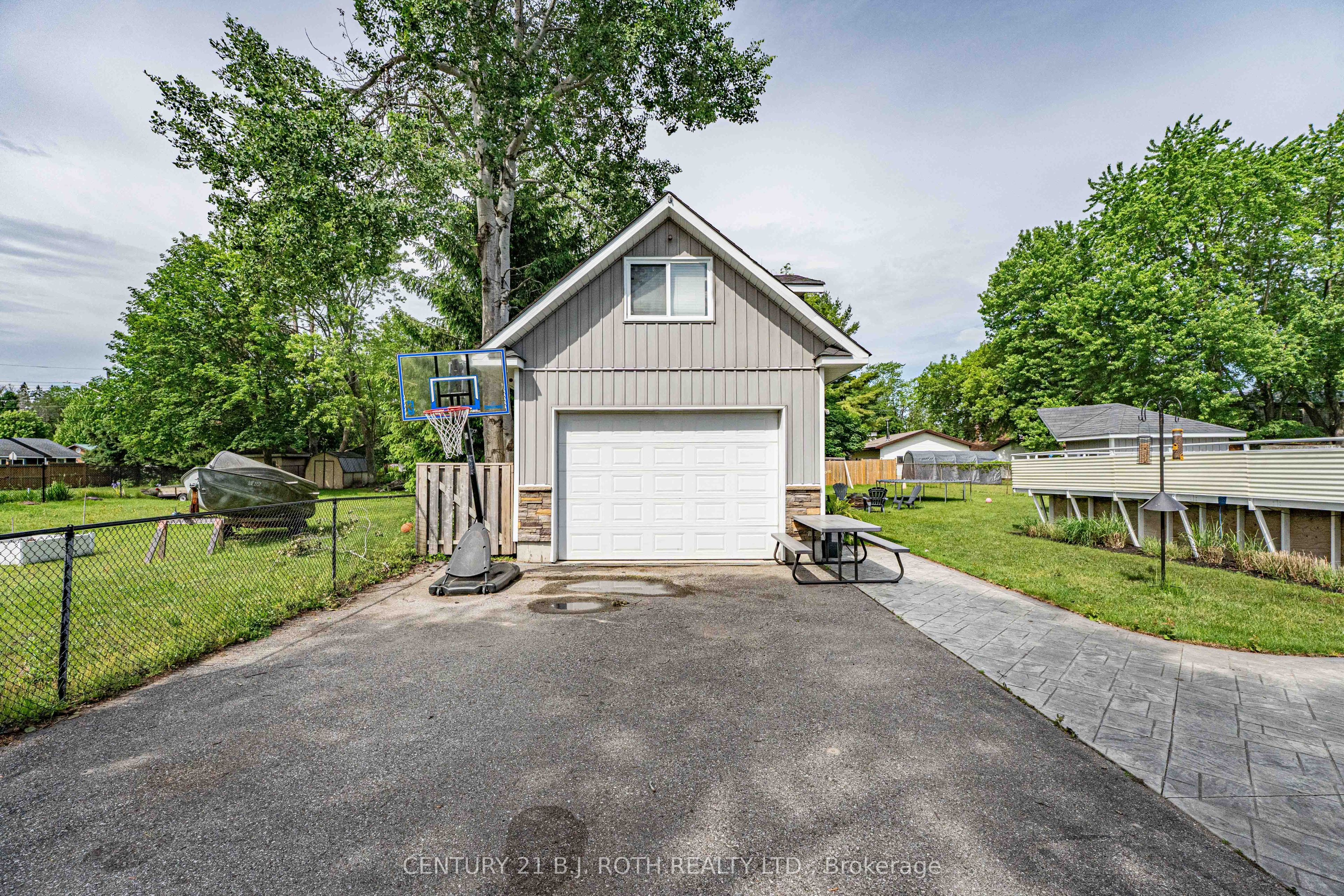 26 Coulson Avenue, Essa, ON L0M 1B3 photo 5