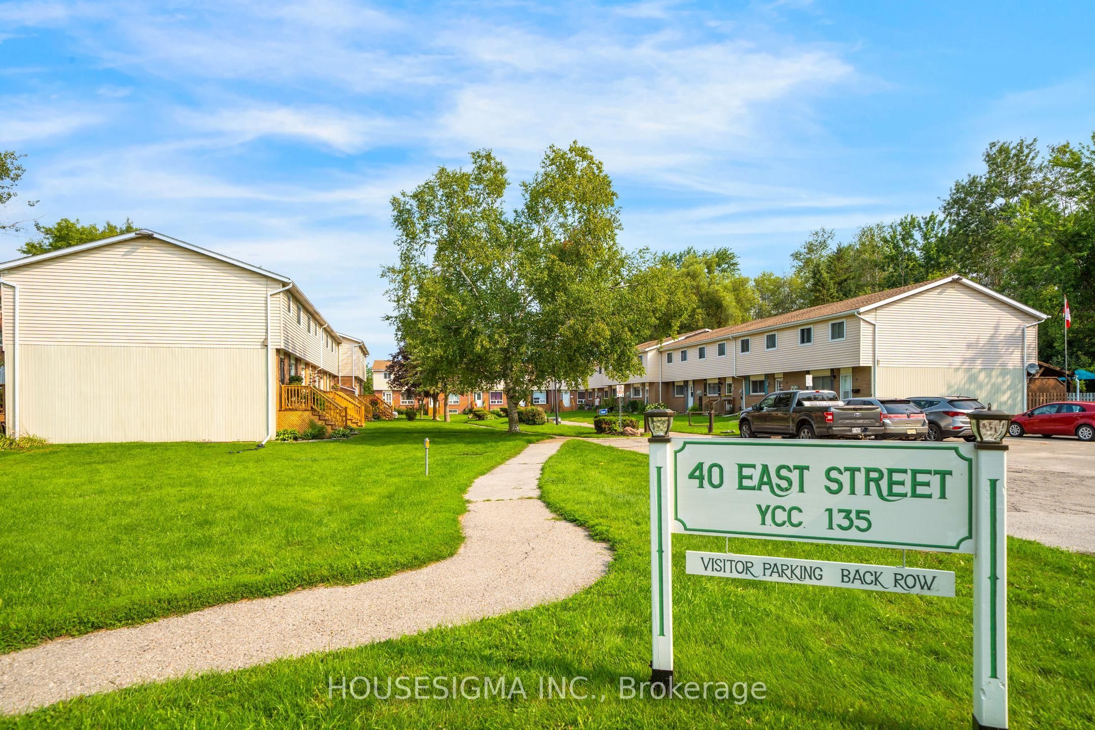 40 East Street 19, Georgina, ON L0E 1R0 photo 2