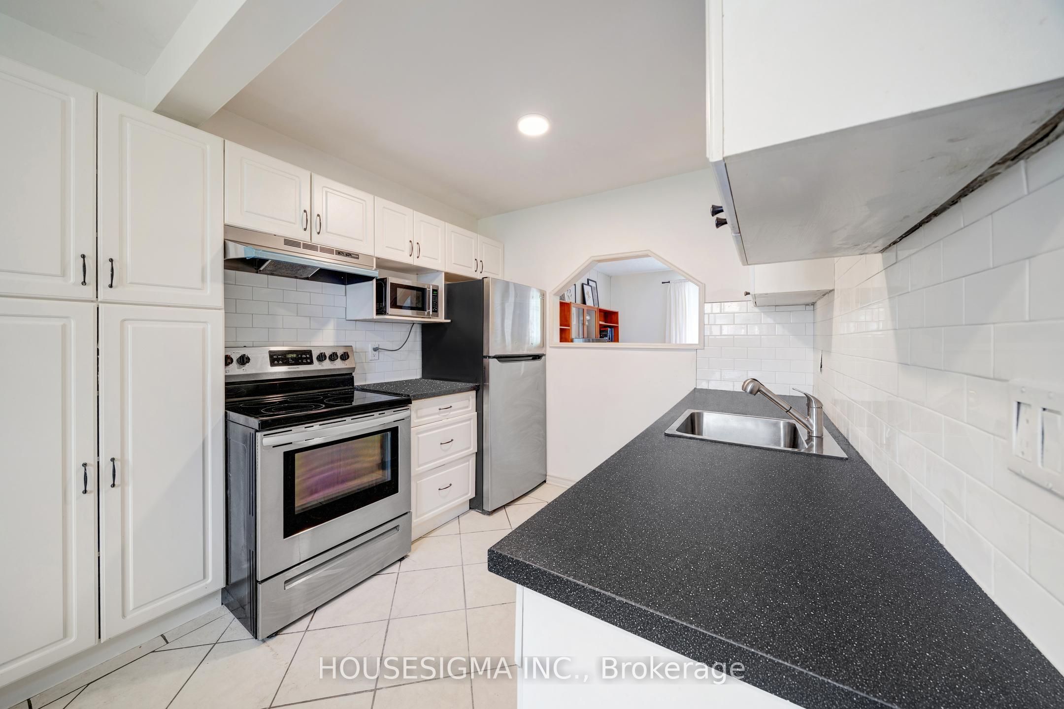 40 East Street 19, Georgina, ON L0E 1R0 photo 3