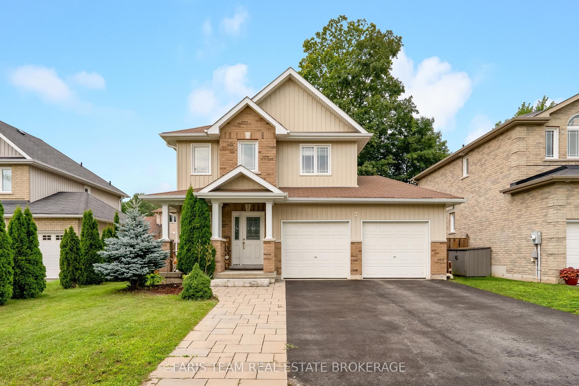 7 Mancini Drive, Essa, ON L0M 1B1