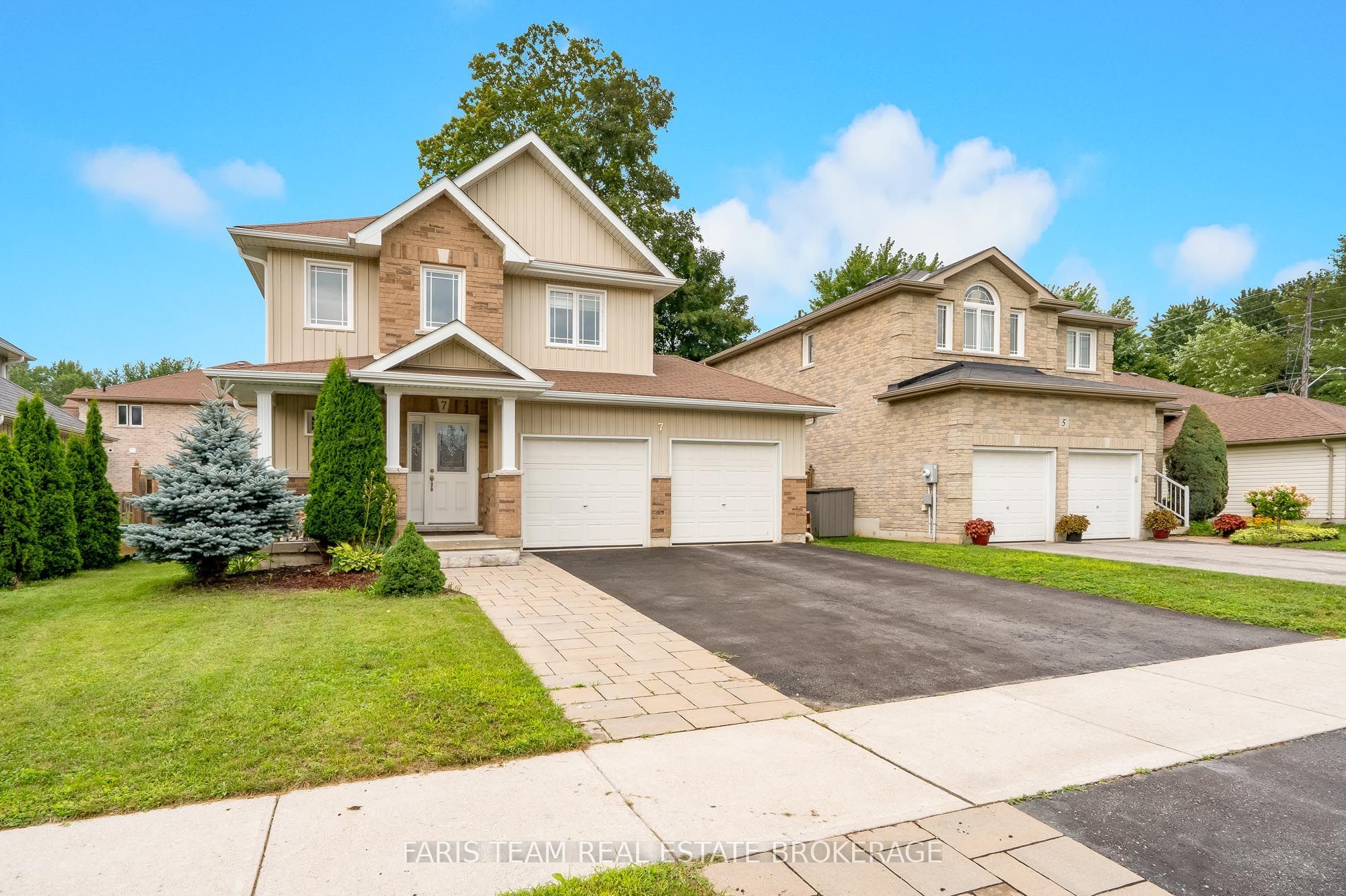 7 Mancini Drive, Essa, ON L0M 1B1 photo 3