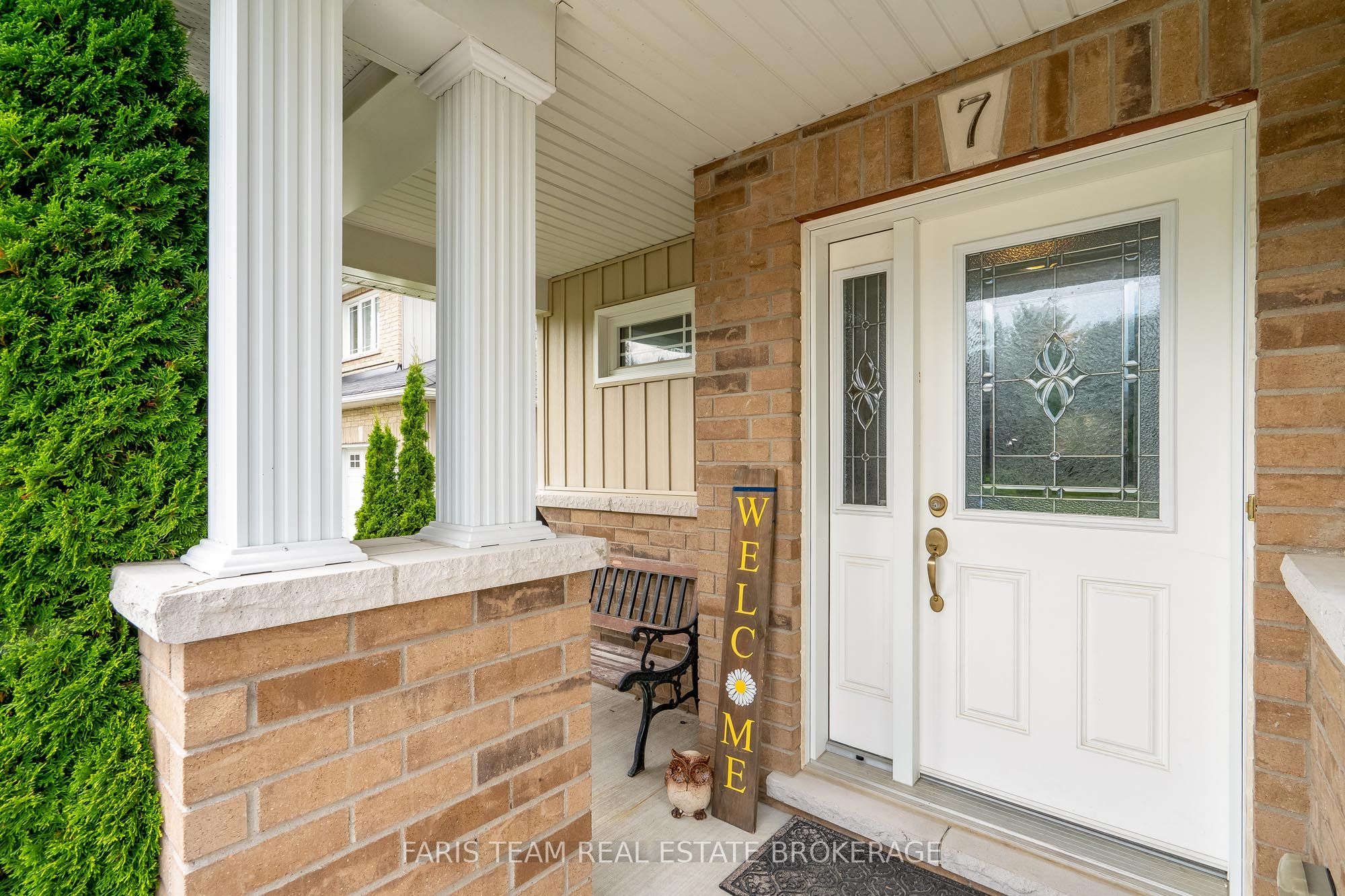 7 Mancini Drive, Essa, ON L0M 1B1 photo 4