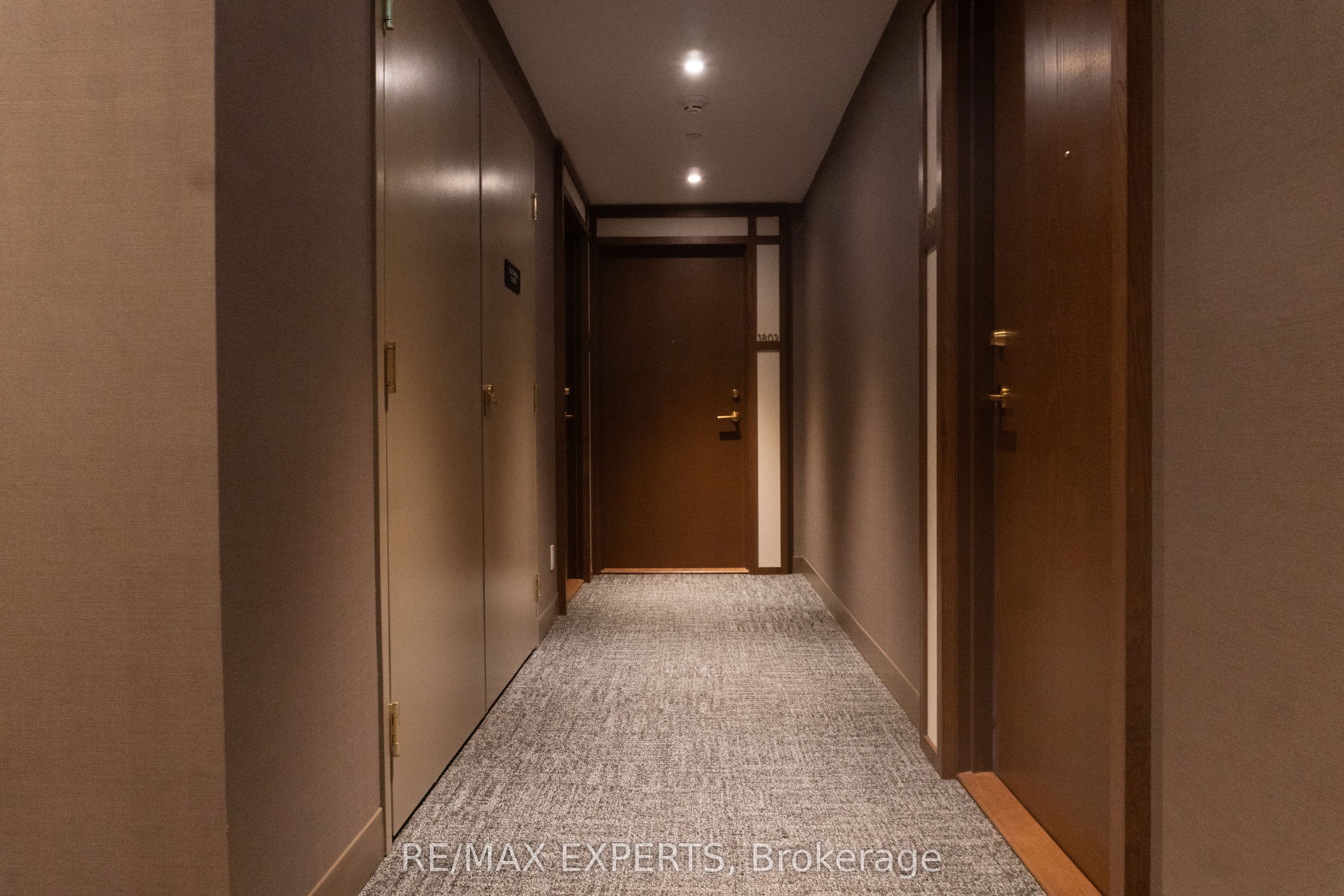 7890 Jane Street 1802, Vaughan, ON L4K 0K9 photo 4