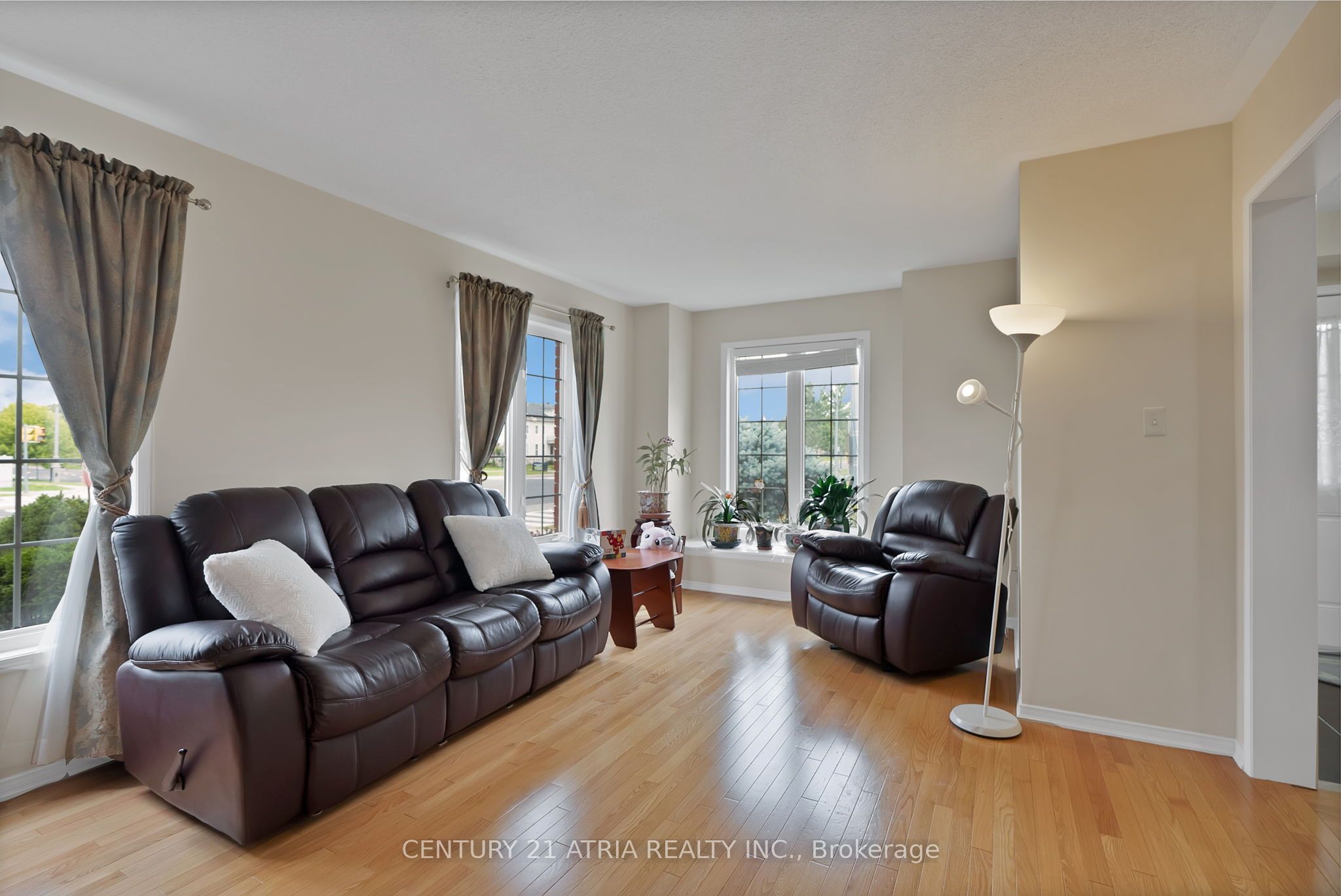 100 Gas Lamp Lane, Markham, ON L6B 0H7 photo 5