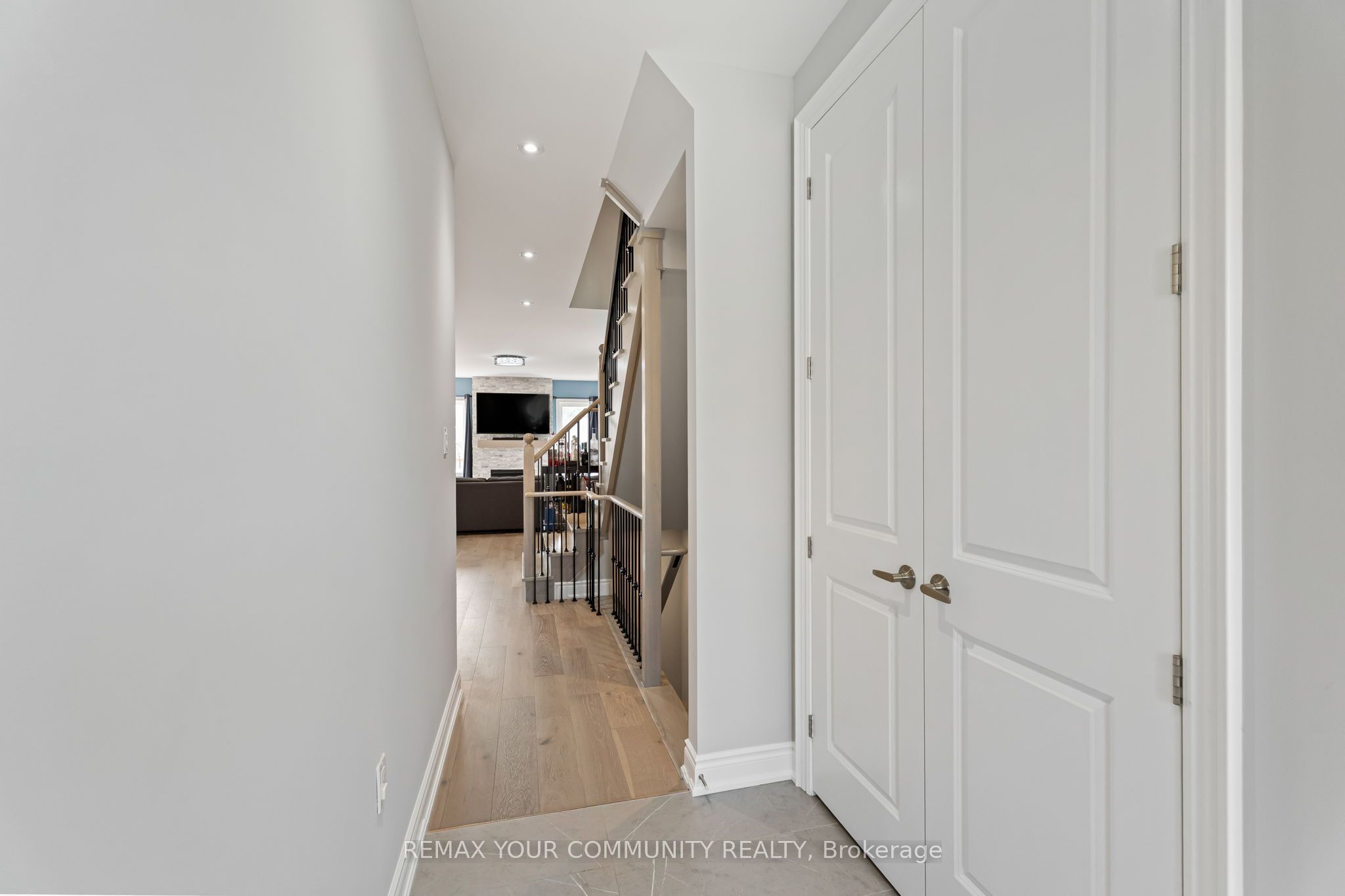 99 Walker Boulevard, New Tecumseth, ON L9R 1A5 photo 5