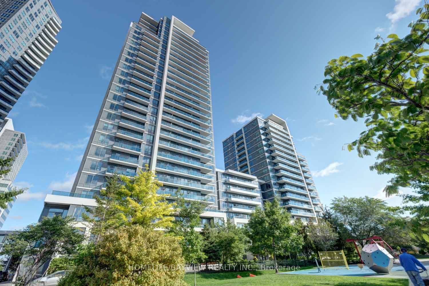 7165 YONGE Street 2403, Markham, ON L3T 0C9 photo 2