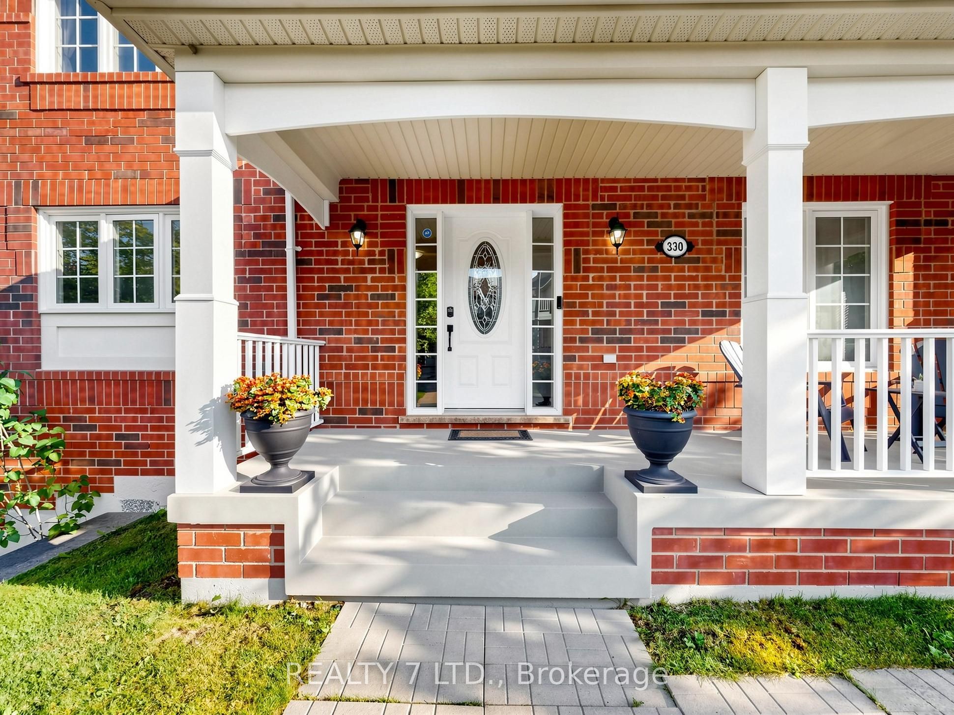330 Cheryl Mews Boulevard, Newmarket, ON L3X 3J6 photo 4