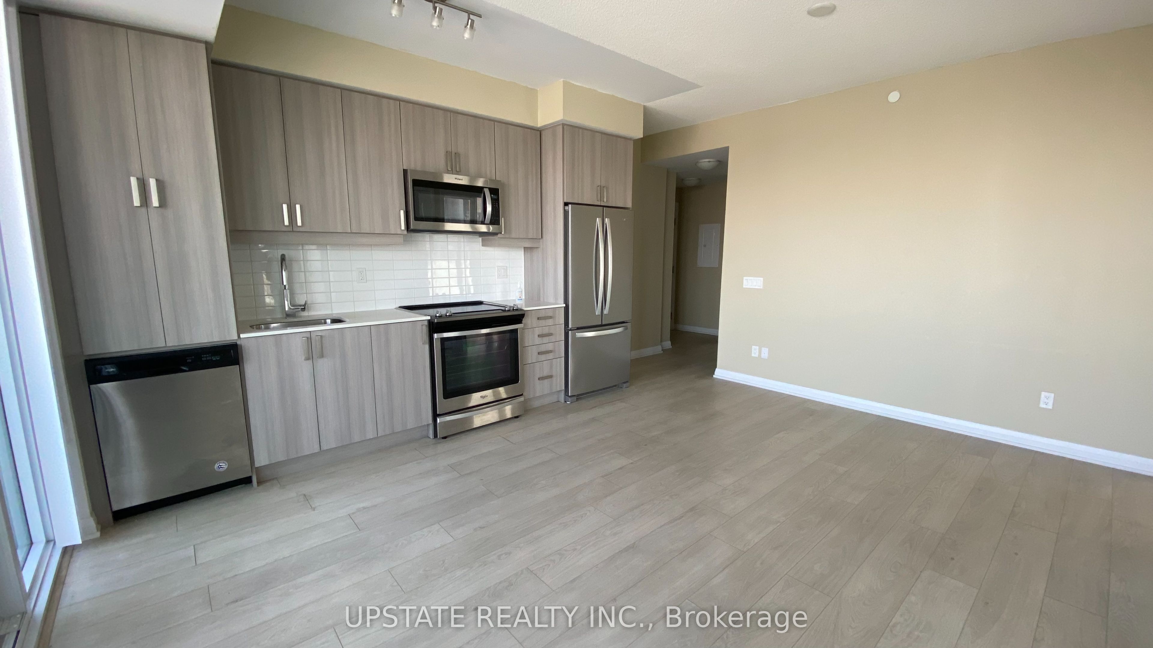 7895 Jane Street 713, Vaughan, ON L4K 2M7 photo 4