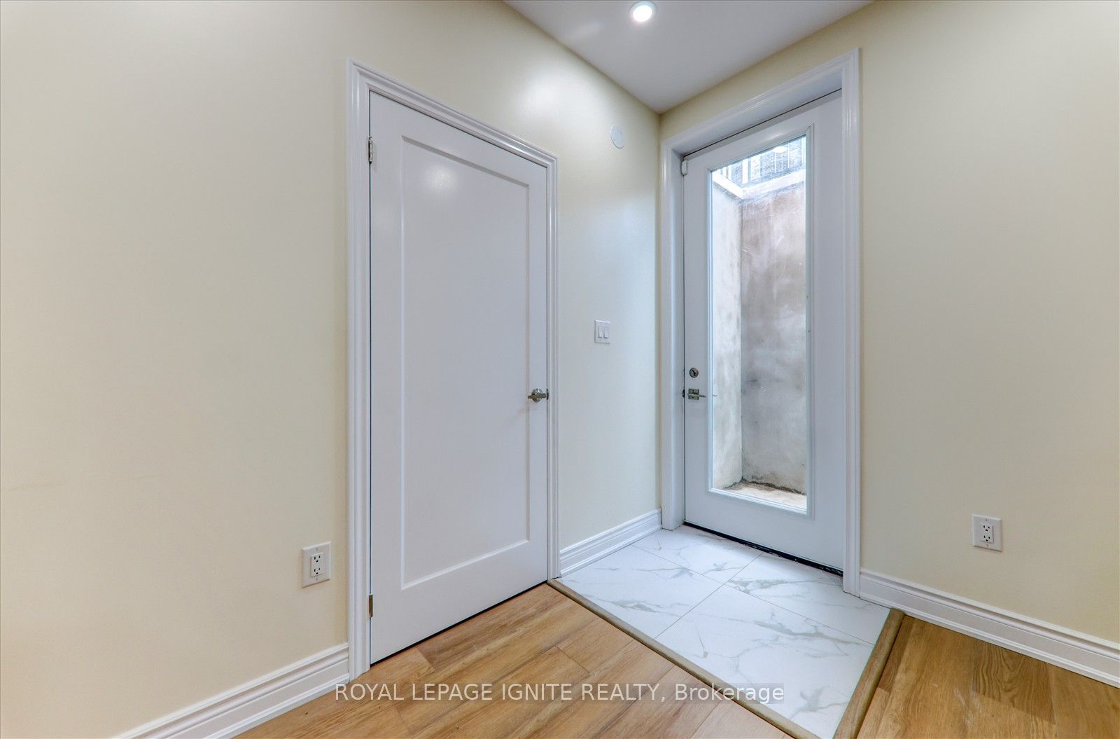 17 Winthrop Crescent Bsmt, Vaughan, ON L3L 0E5 photo 3