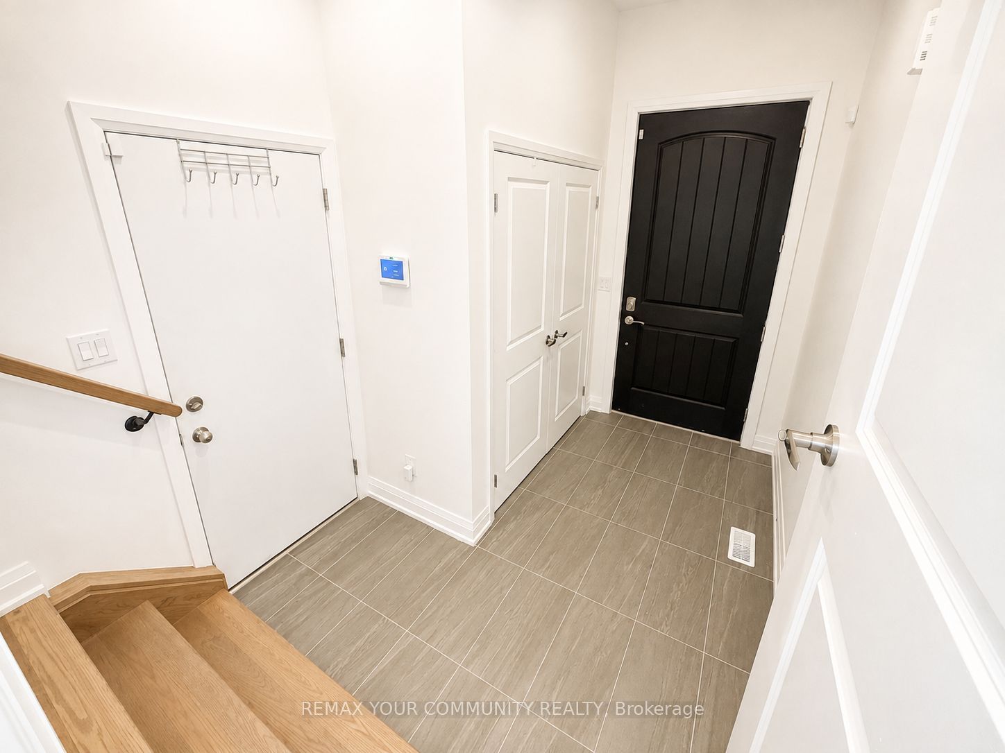 39 Persica Street, Richmond Hill, ON L4E 2T3 photo 3