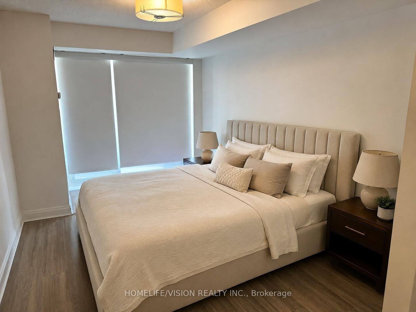 7 N Park Road 604, Vaughan, ON L4J 0C9 photo 4