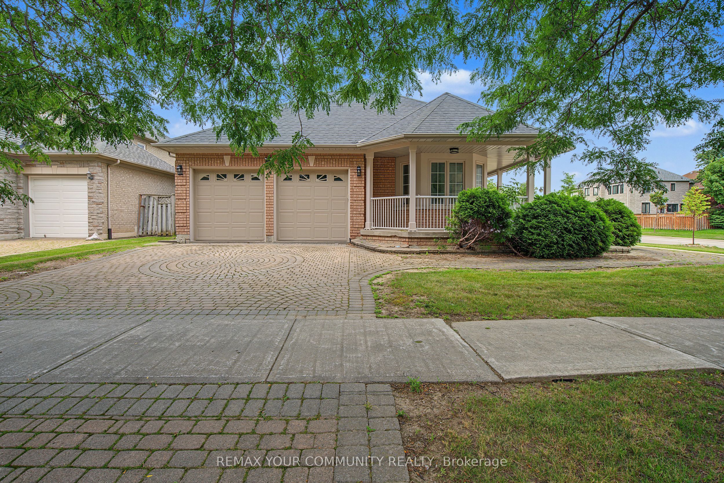 20 Fern Avenue, Richmond Hill, ON L4B 3R6 photo 4