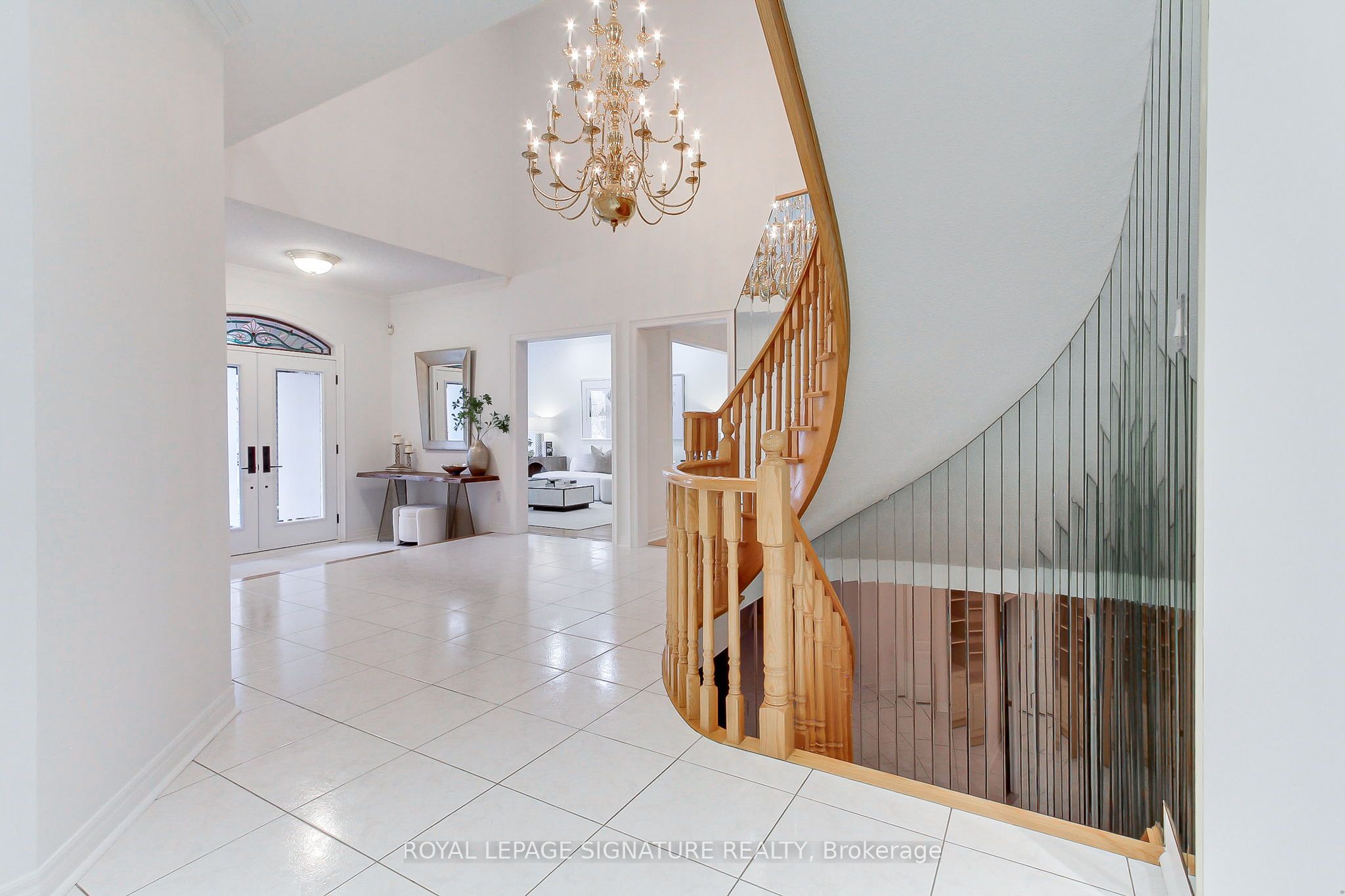 70 Graydon Crescent, Richmond Hill, ON L4B 3W7 photo 4