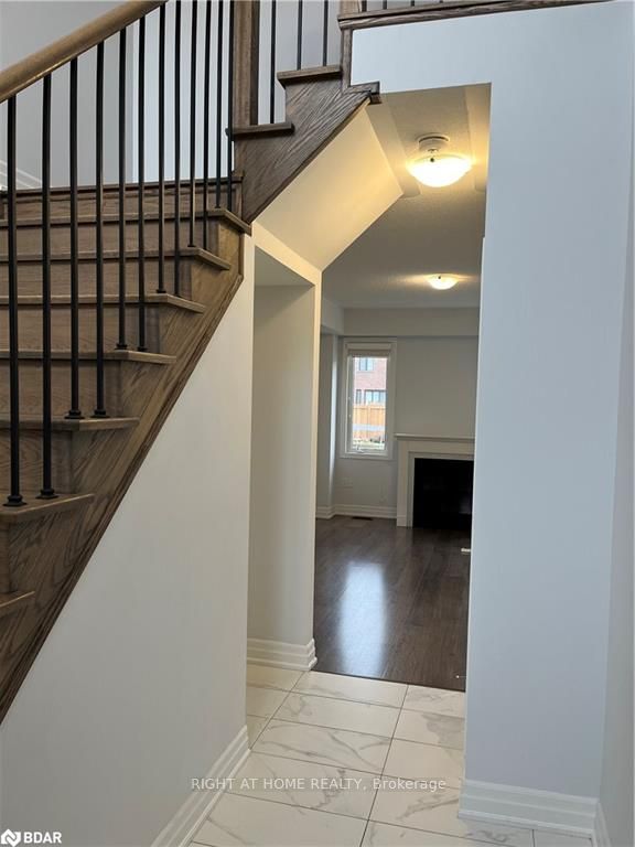 57 BANK Street, Essa, ON L3W 0M5 photo 3
