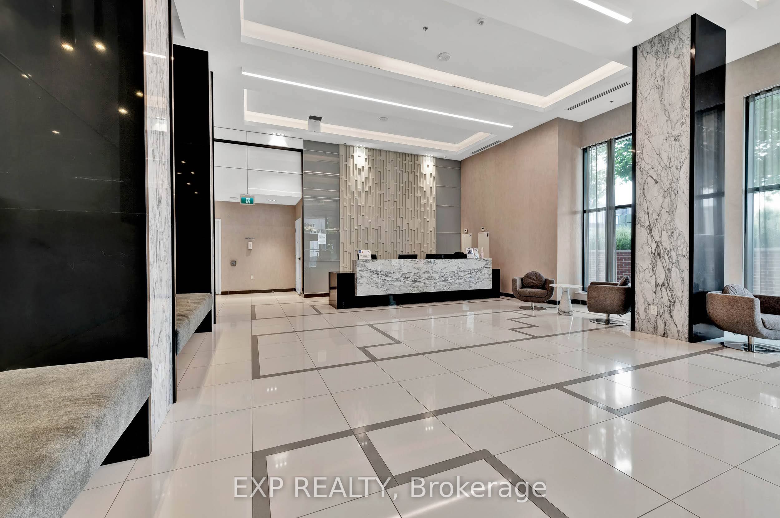 99 Eagle Rock Way N 727, Vaughan, ON L6A 5A7 photo 4