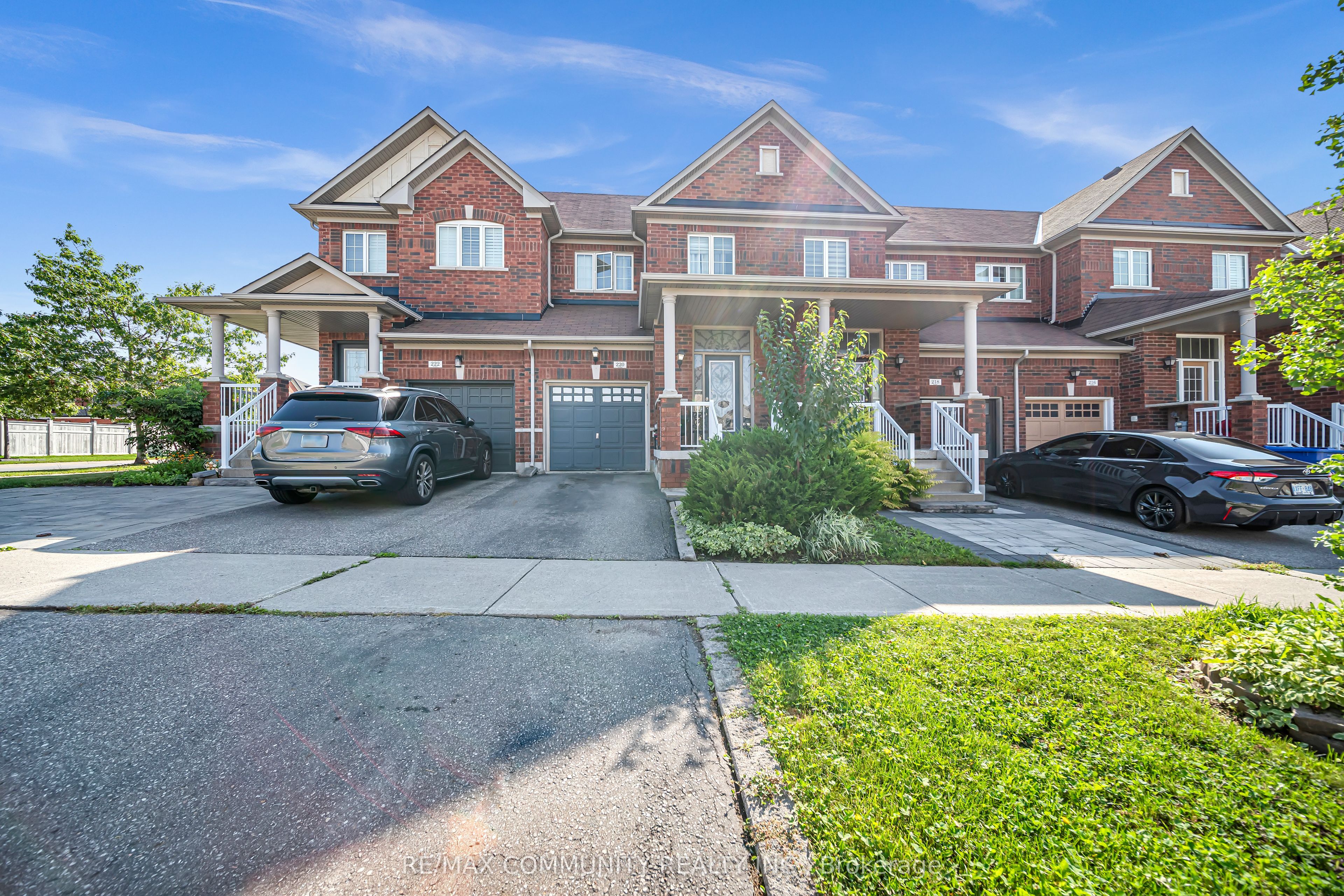 220 Lageer Drive, Whitchurch-Stouffville, ON L4A 0X1