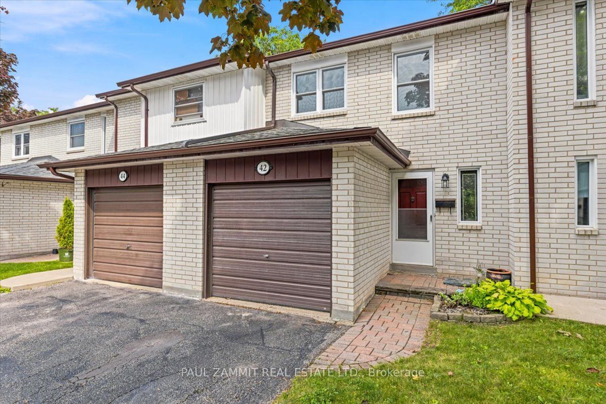 42 Nicholson Way, Markham, ON L3T 5B6