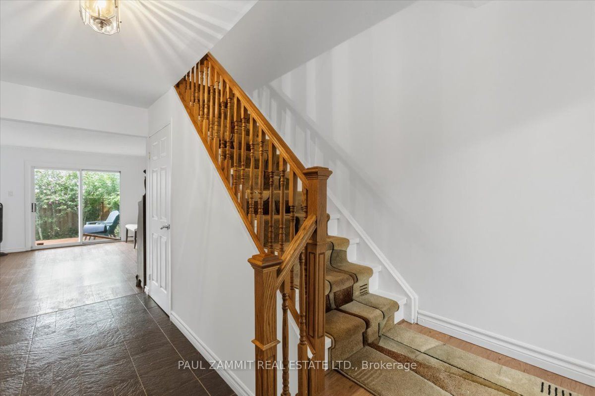 42 Nicholson Way, Markham, ON L3T 5B6 photo 2
