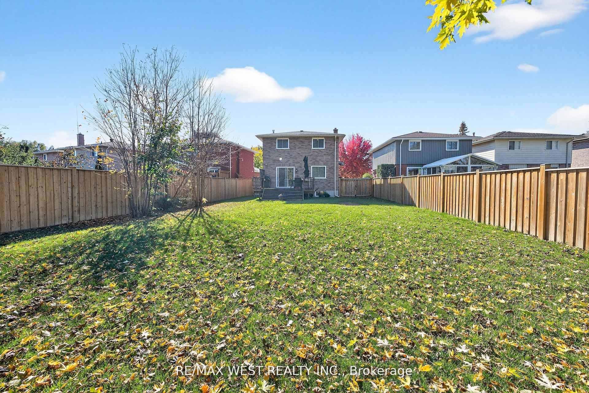 100 Kerr Boulevard, New Tecumseth, ON L9R 1C6 photo 3