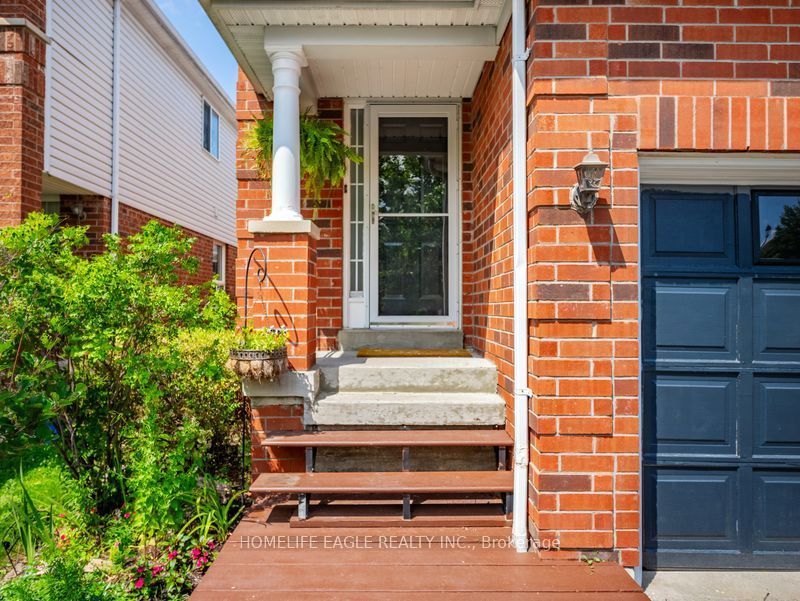 479 Heddle Crescent, Newmarket, ON L3X 2J4 photo 4