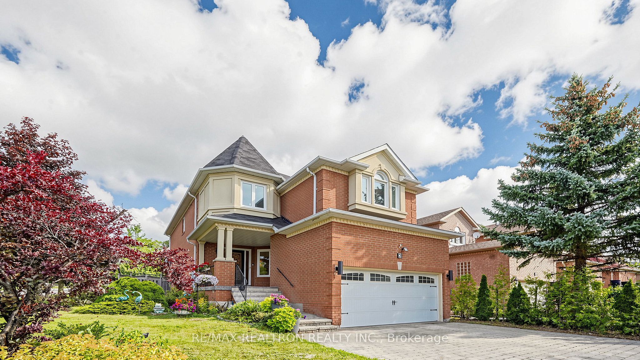 2 Rocksprings Avenue, Richmond Hill, ON L4S 1R1 photo 2