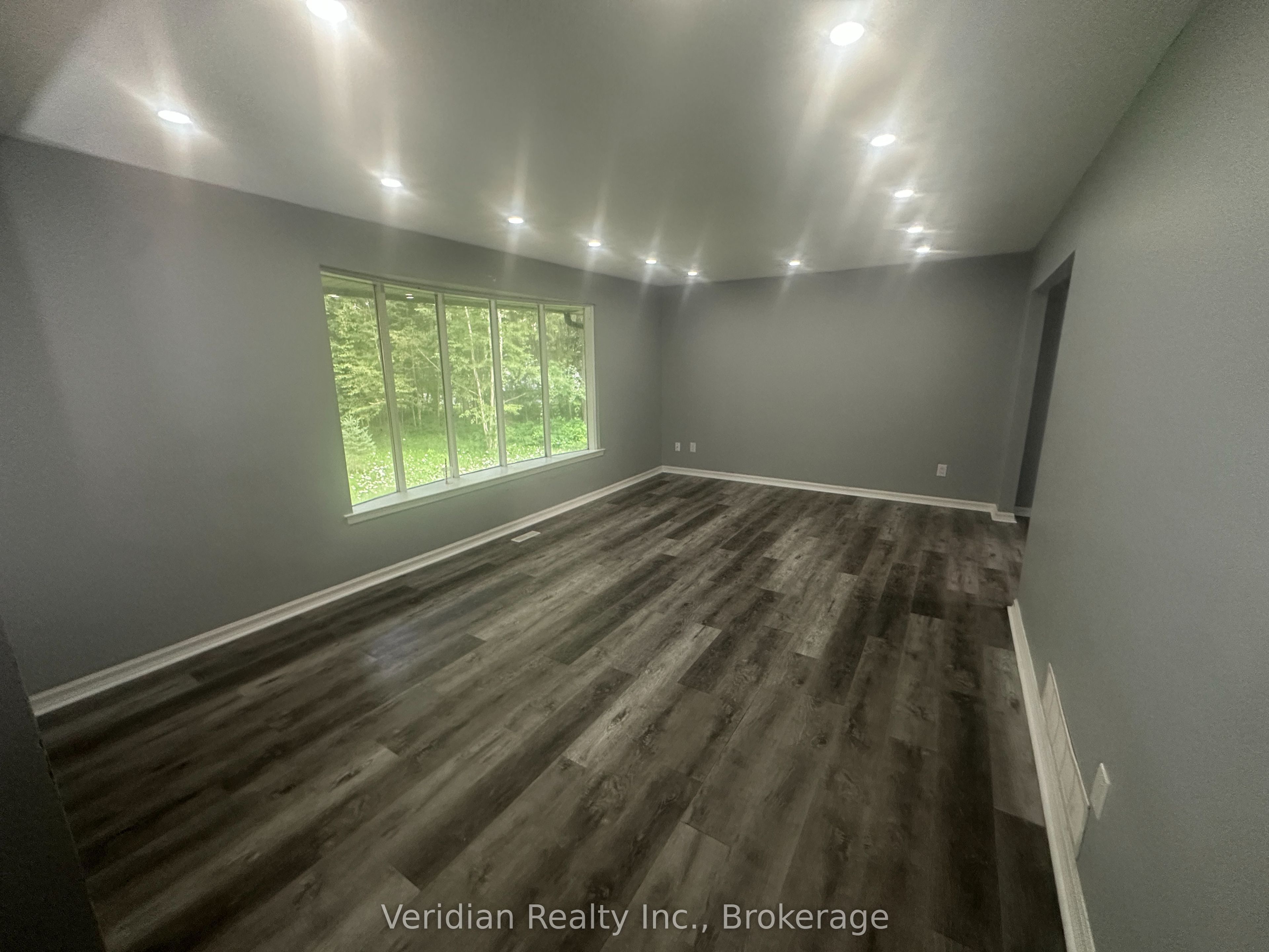8926 Mckinnon Road, Essa, ON L0M 1B1 photo 2