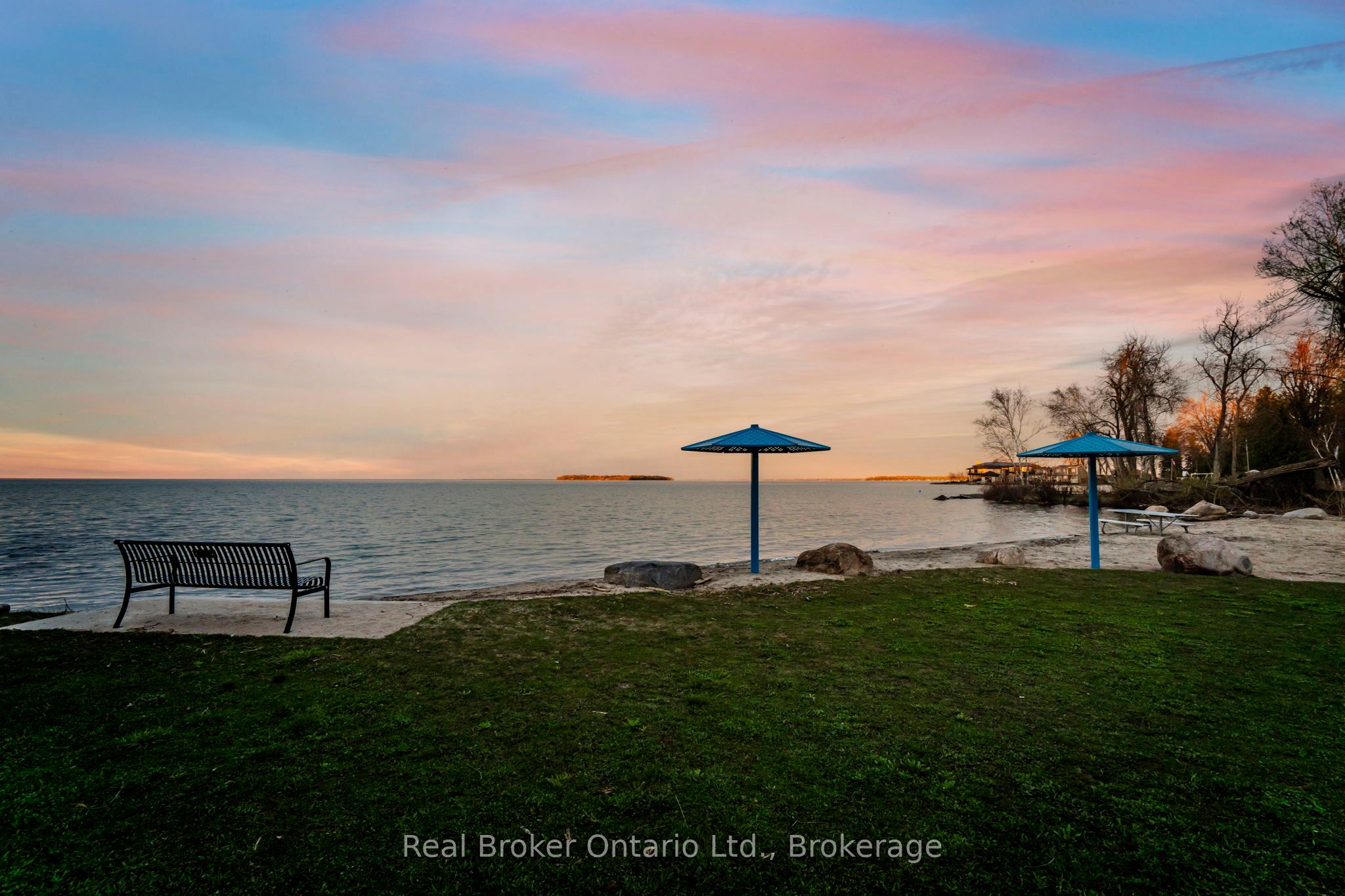 2307 Somers Boulevard, Innisfil, ON L9S 2E8 photo 2