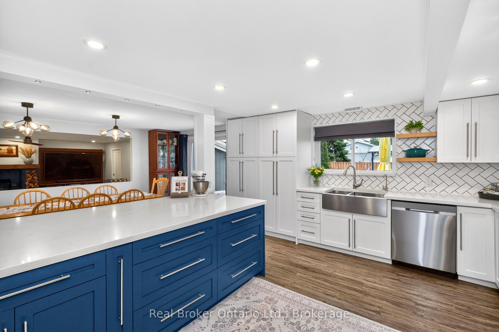 2307 Somers Boulevard, Innisfil, ON L9S 2E8 photo 5