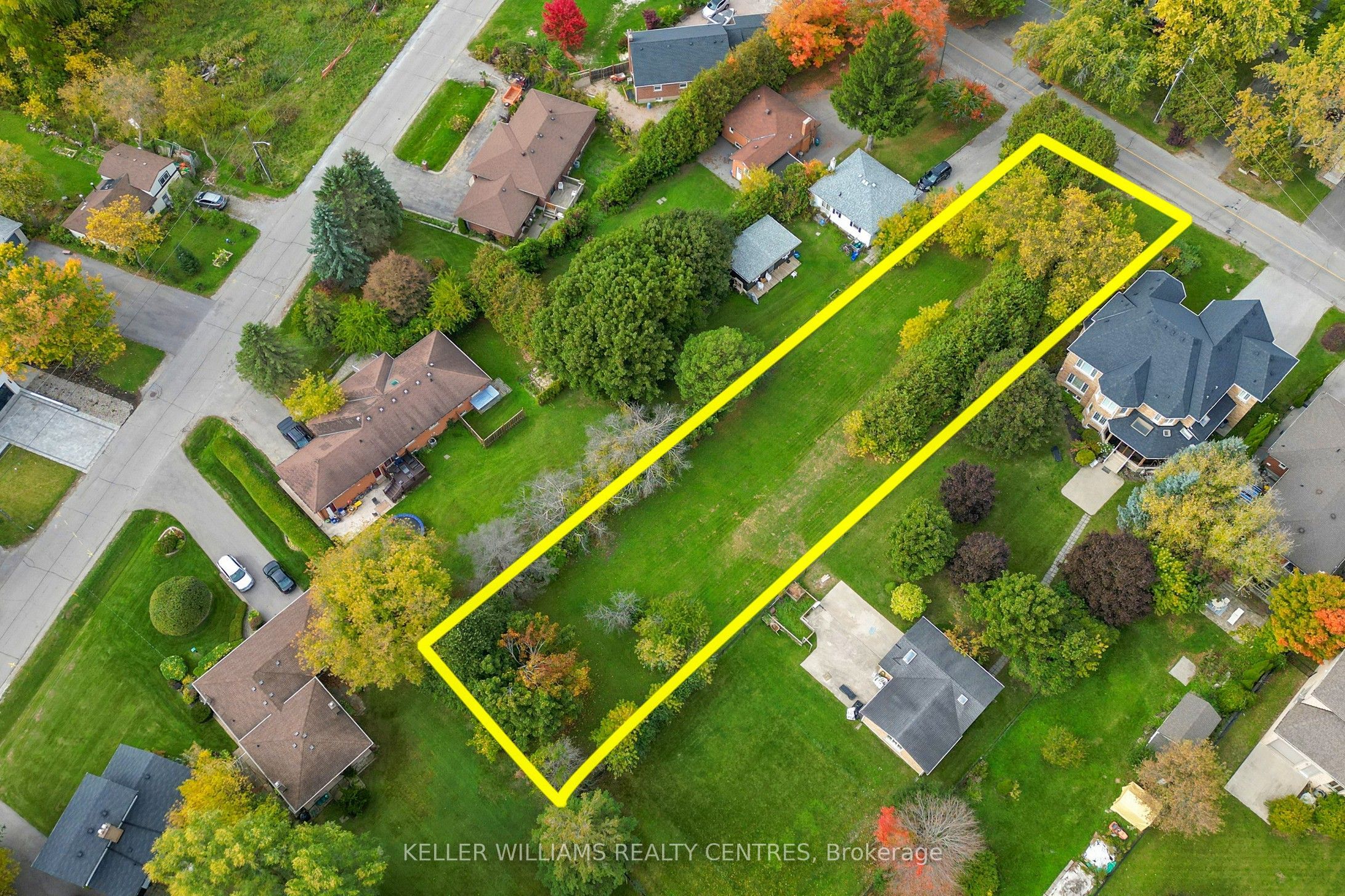 39 Maple Grove Avenue, Richmond Hill, ON L4E 2V1 photo 3