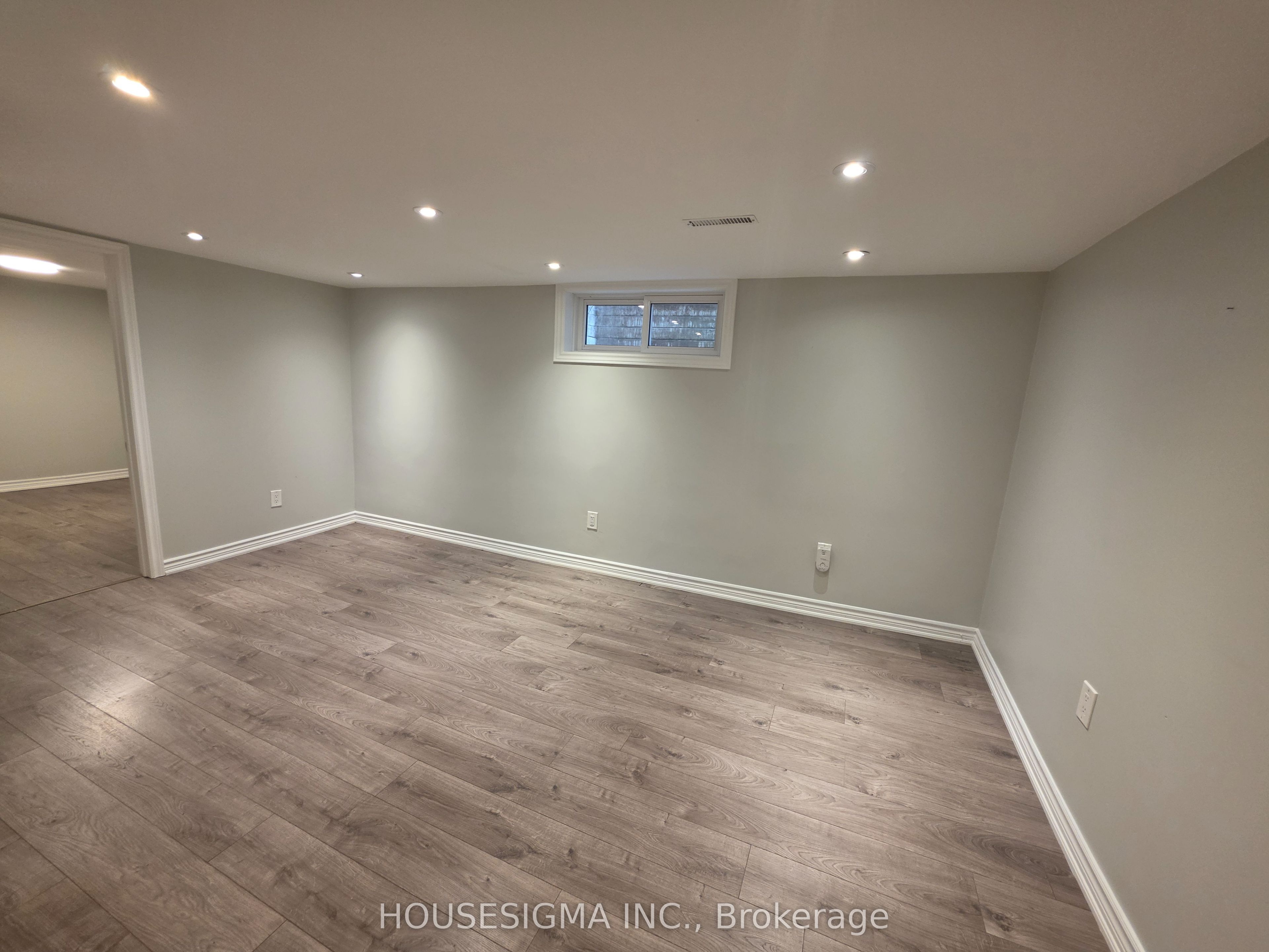 158 Patterson Street Lower, Newmarket, ON L3Y 4Y8 photo 4