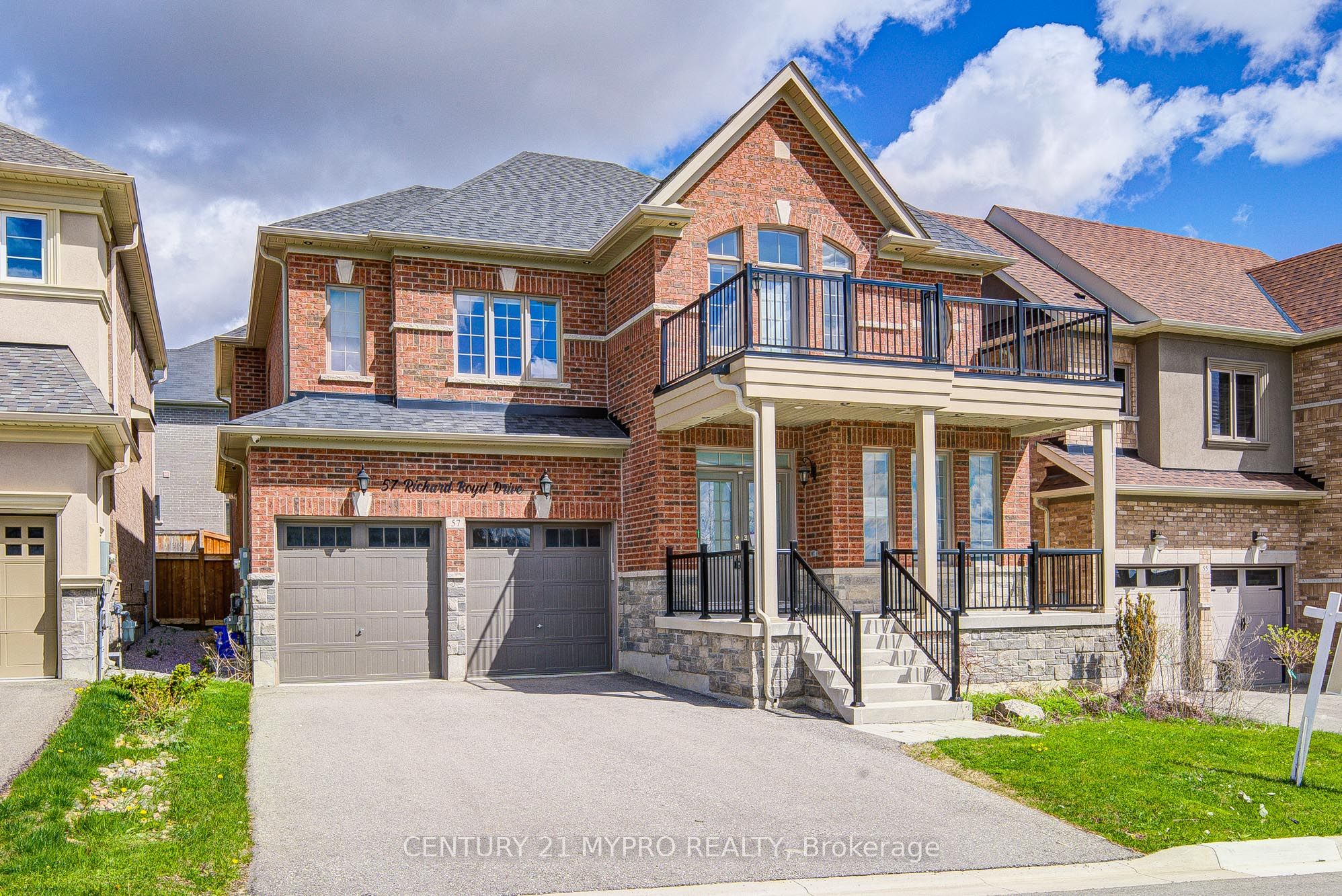 57 Richard Boyd Drive, East Gwillimbury, ON L9N 0S6 photo 2
