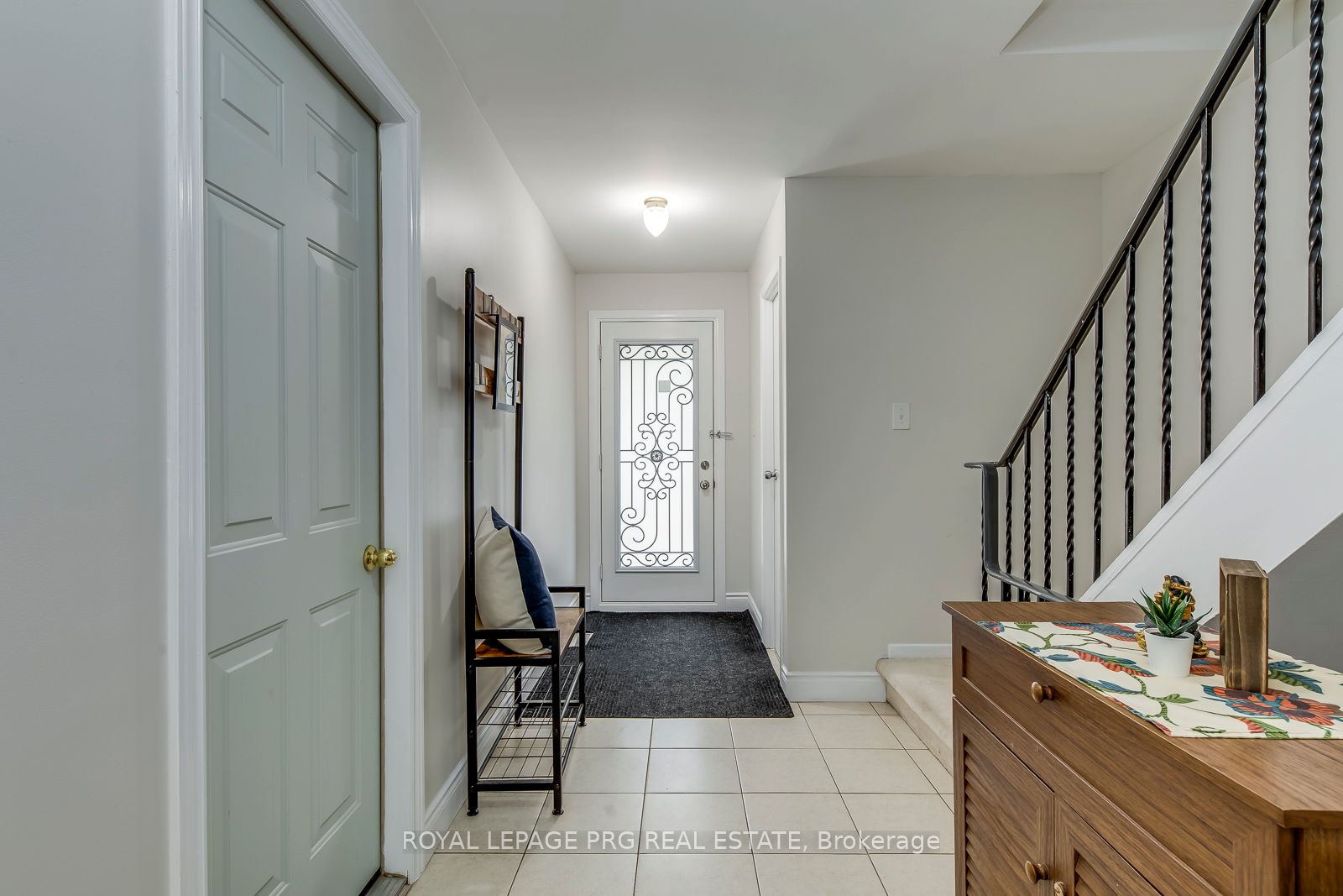 17 New Port Way, Markham, ON L3T 5G3 photo 4