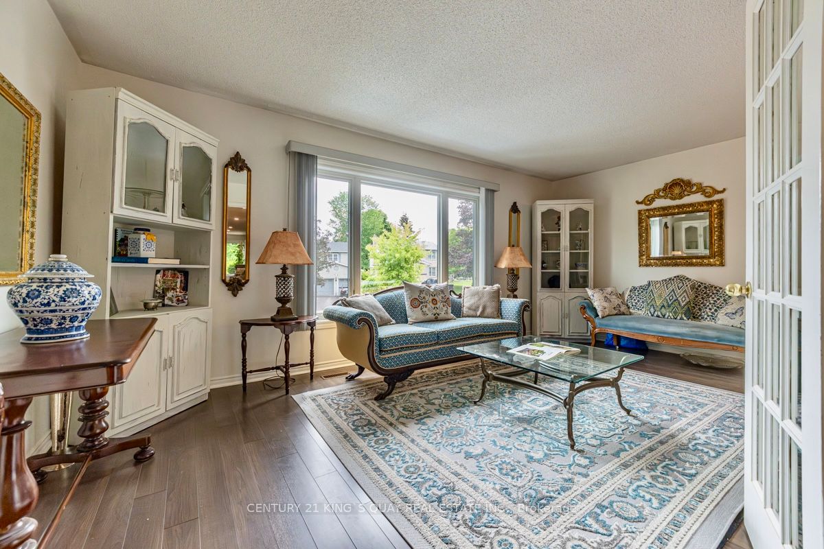 40 Stonehill Boulevard, East Gwillimbury, ON L9N 1E3 photo 4