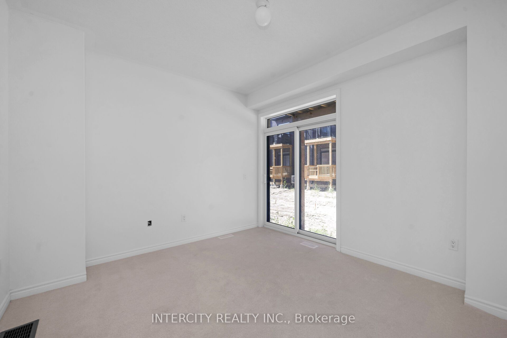 91 Divadale Road, Vaughan, ON L4H 5J3 photo 4